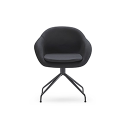  软垫栈桥皮椅 CG-A1704-9