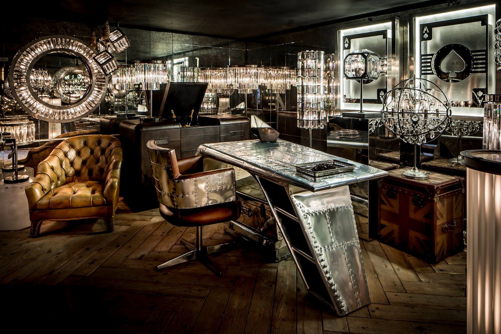 创意火狐官方网站 - 桌几|办公桌|办公火狐官方网站|火狐HUOHU（中国）火狐官方网站|飞行员瓦尔基里台