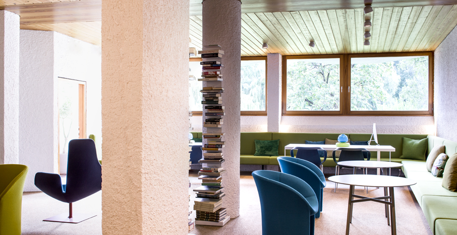 创意火狐官方网站 - 坐具|休闲椅|办公火狐官方网站|火狐HUOHU（中国）火狐官方网站|月亮扶手椅