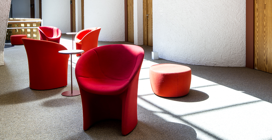 创意火狐官方网站 - 坐具|休闲椅|办公火狐官方网站|火狐HUOHU（中国）火狐官方网站|月亮扶手椅