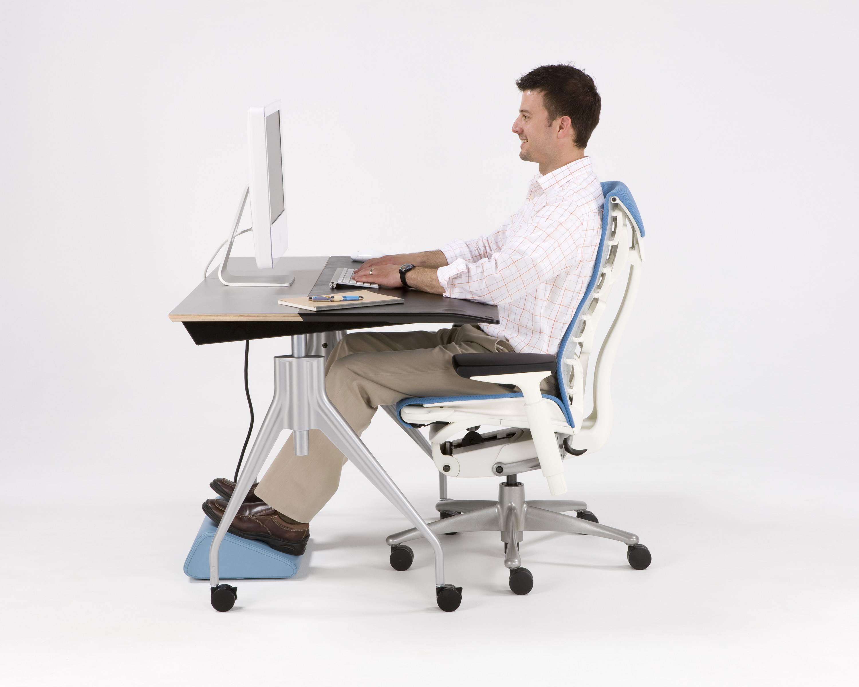 办公椅|现代真皮中班椅|办公火狐官方网站|火狐HUOHU（中国）火狐官方网站|恩博迪大班椅