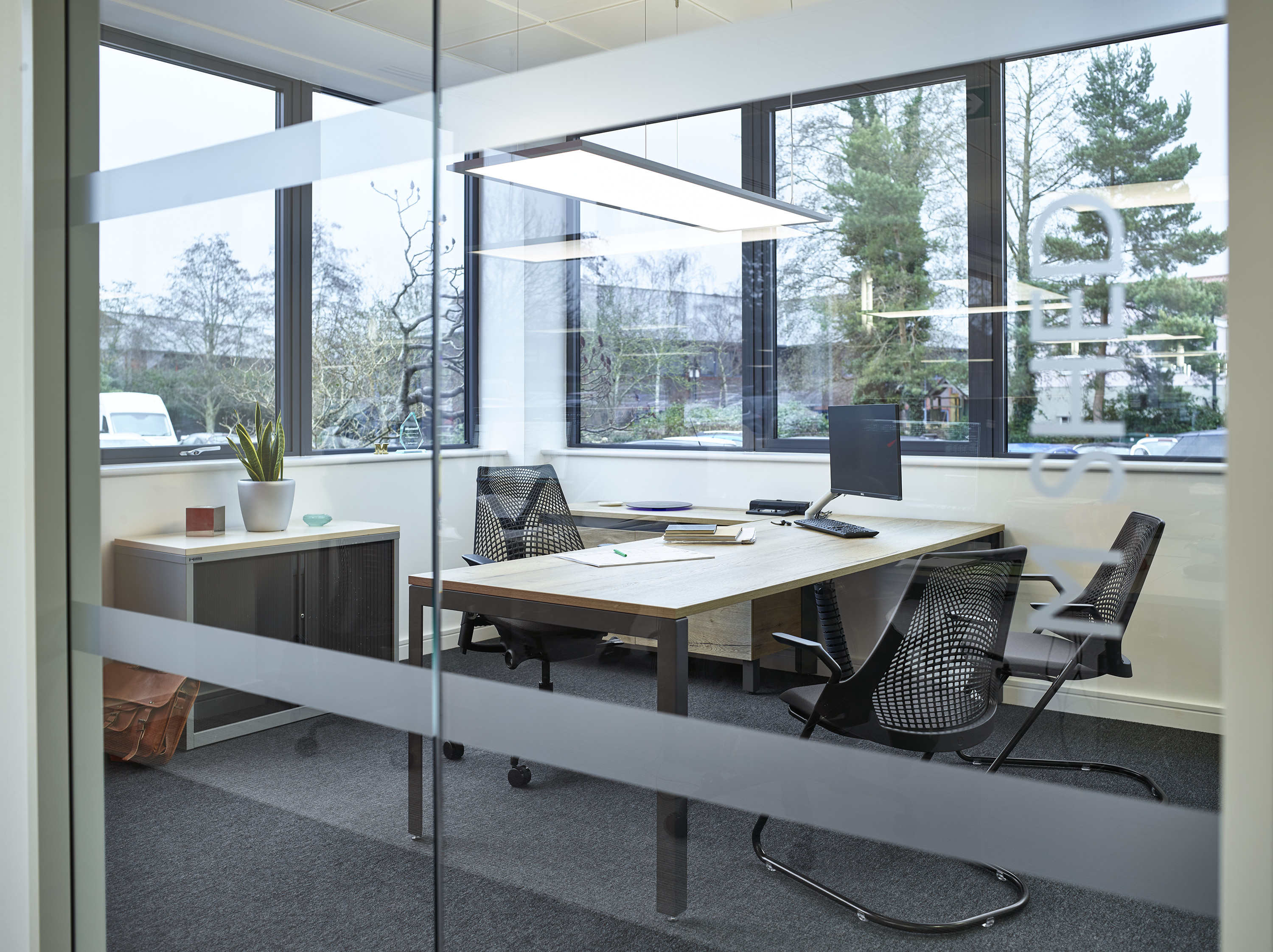 办公椅|现代真皮会议椅|办公火狐官方网站|火狐HUOHU（中国）火狐官方网站|赛尔会议椅