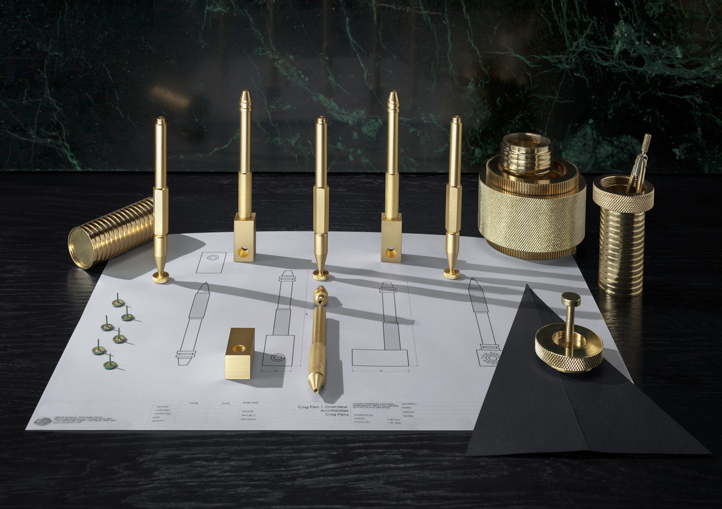 办公辅件|办公文具|办公火狐官方网站|火狐HUOHU（中国）火狐官方网站|齿轮黄铜高笔筒