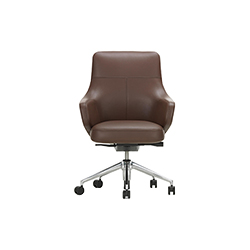 Grand 中班椅 安东尼奥•奇特里奥  vitra火狐官方网站品牌