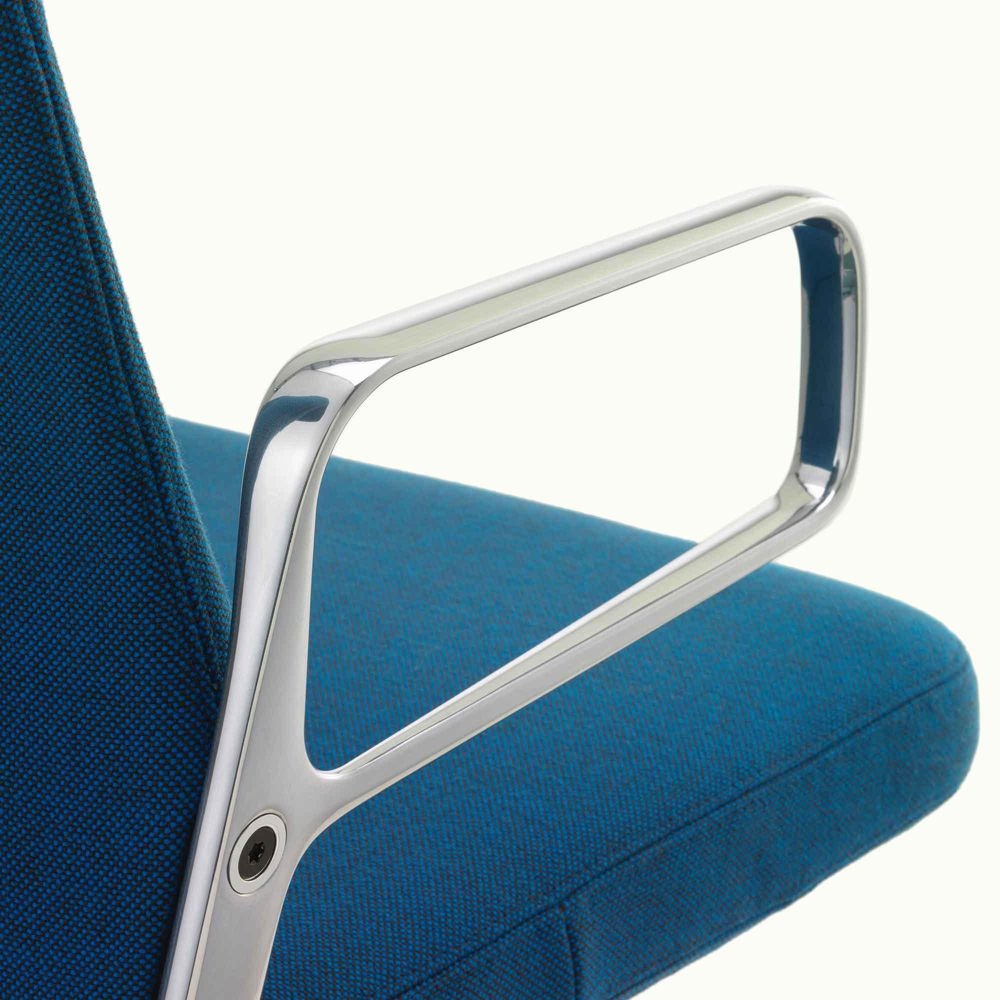 办公椅|现代真皮会议椅|办公火狐官方网站|火狐HUOHU（中国）火狐官方网站|AC 5 会议椅