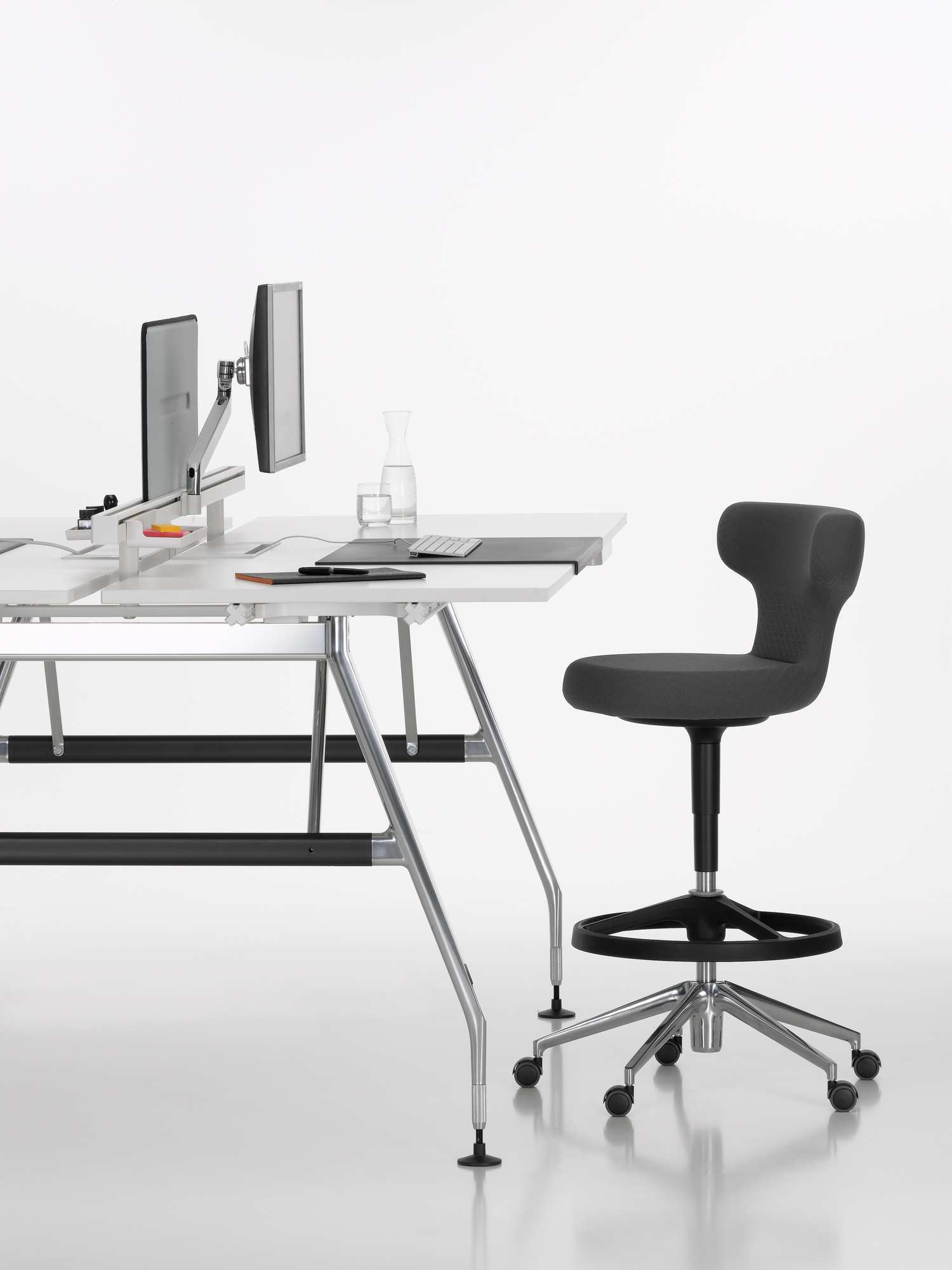 会议台|实木洽谈台|办公火狐官方网站|火狐HUOHU（中国）火狐官方网站|Ad Hoc 高脚洽谈台