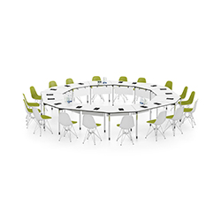 Map 多拼会议台 爱德华·巴伯 & 杰伊·奥斯格比  vitra火狐官方网站品牌