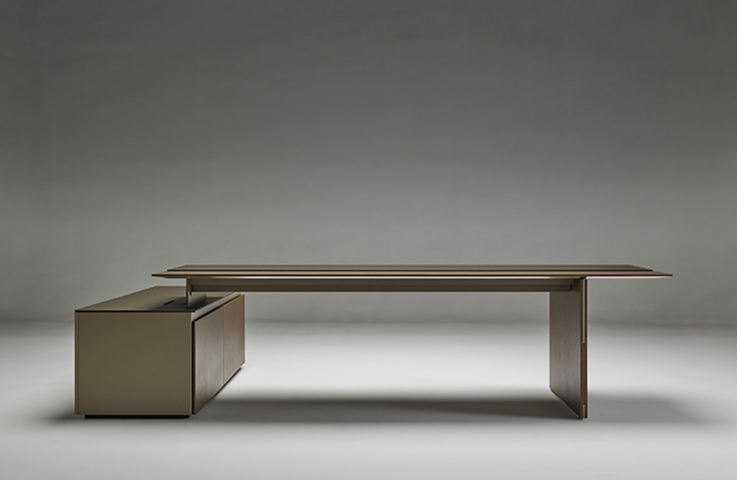 办公台|时尚大班台|办公火狐官方网站|火狐HUOHU（中国）火狐官方网站|NEUTRA_大班台