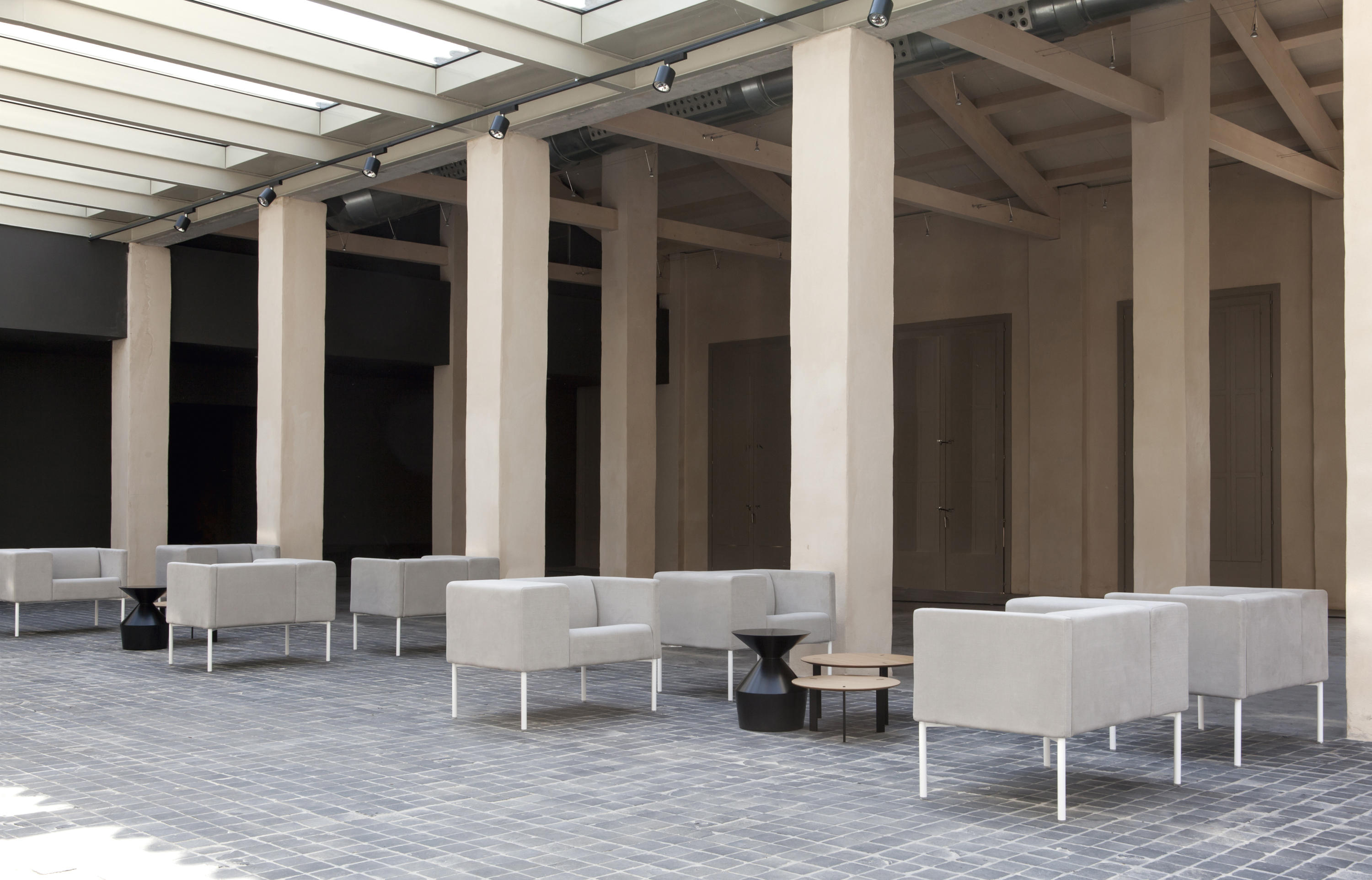 创意火狐官方网站 - 坐具|沙发|办公火狐官方网站|火狐HUOHU（中国）火狐官方网站|Brix 扶手椅/沙发椅