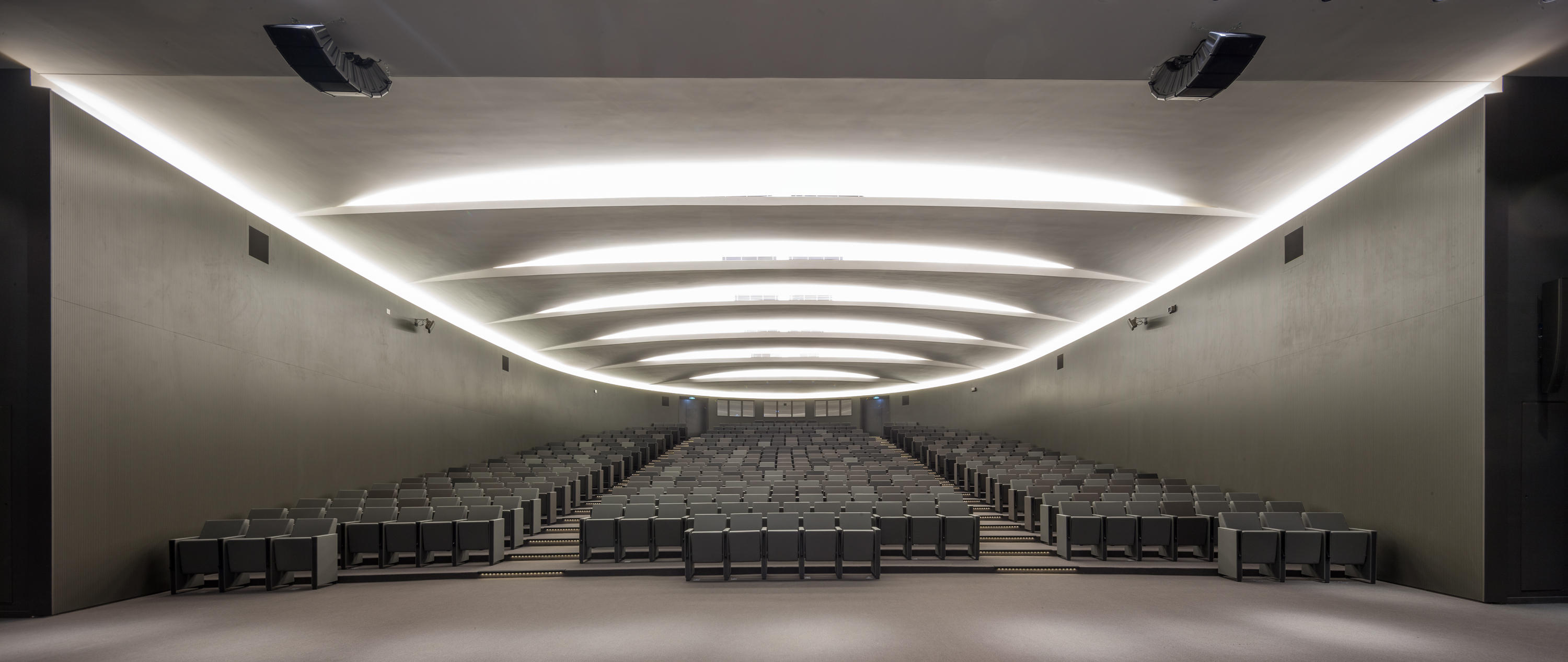 公共座椅|礼堂椅、报告厅椅|办公火狐官方网站|火狐HUOHU（中国）火狐官方网站|C100 剧院/礼堂椅