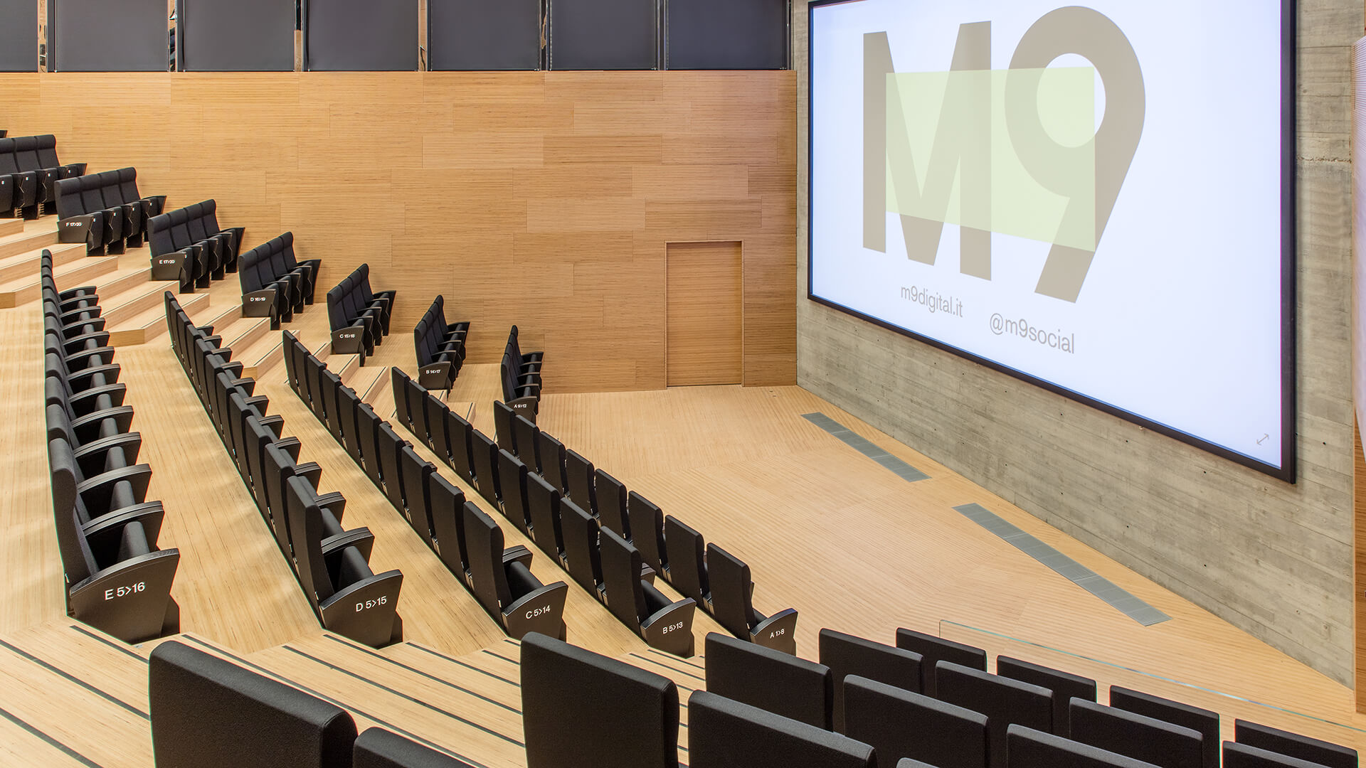 公共座椅|礼堂椅、报告厅椅|办公火狐官方网站|火狐HUOHU（中国）火狐官方网站|Unica 剧院/礼堂椅