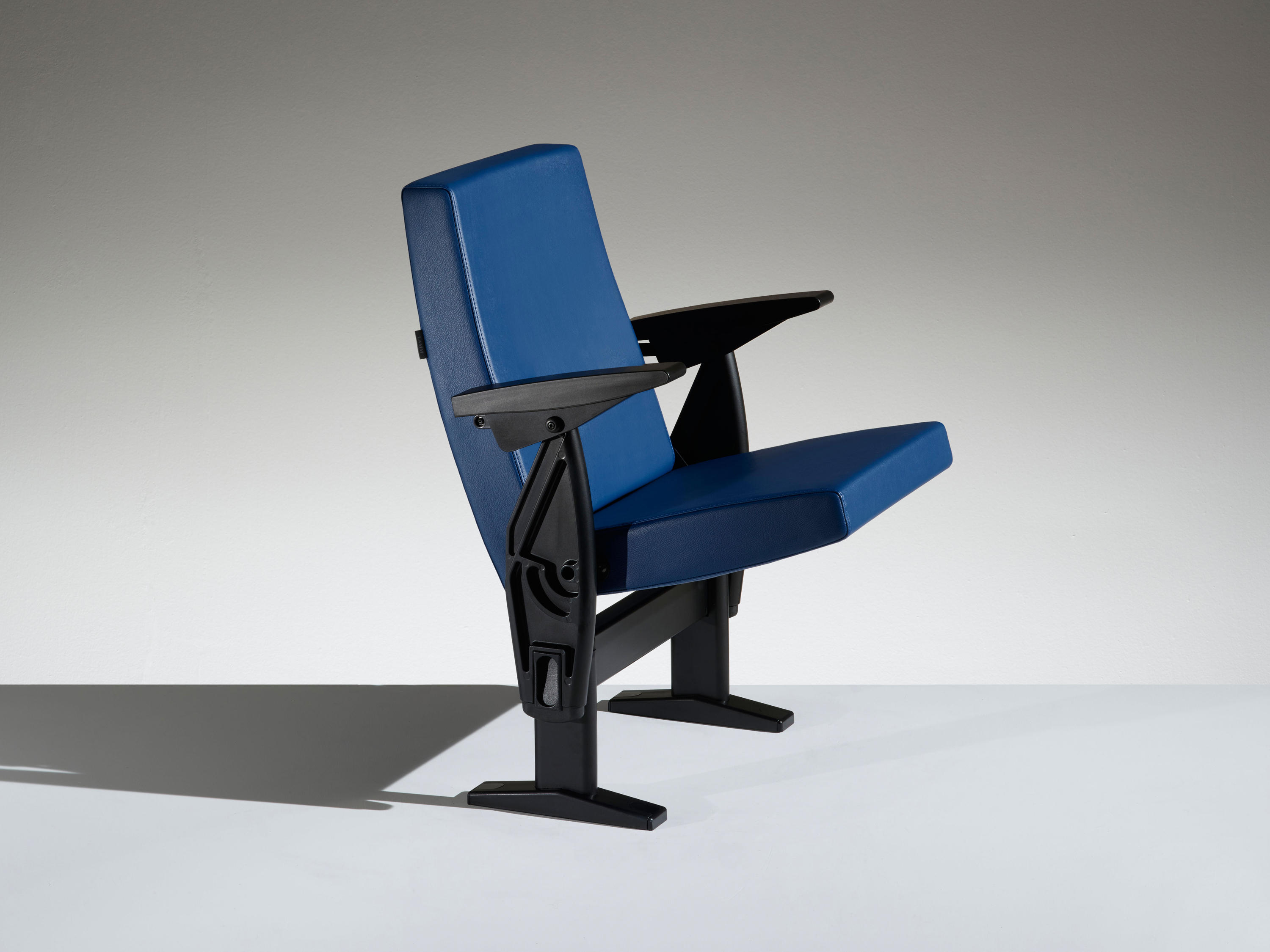 公共座椅|礼堂椅、报告厅椅|办公火狐官方网站|火狐HUOHU（中国）火狐官方网站|Futura 剧院/礼堂椅