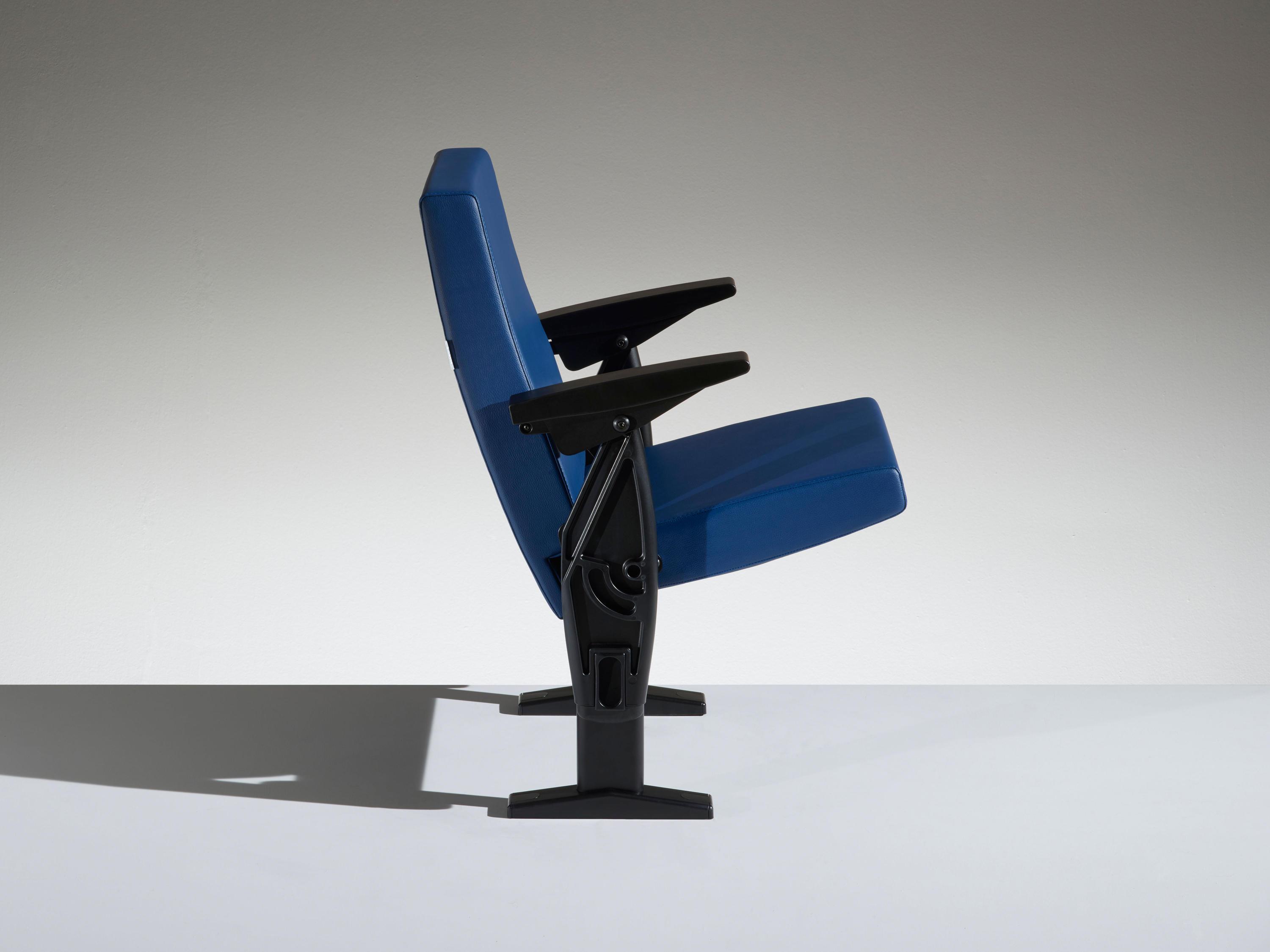 公共座椅|礼堂椅、报告厅椅|办公火狐官方网站|火狐HUOHU（中国）火狐官方网站|Futura 剧院/礼堂椅