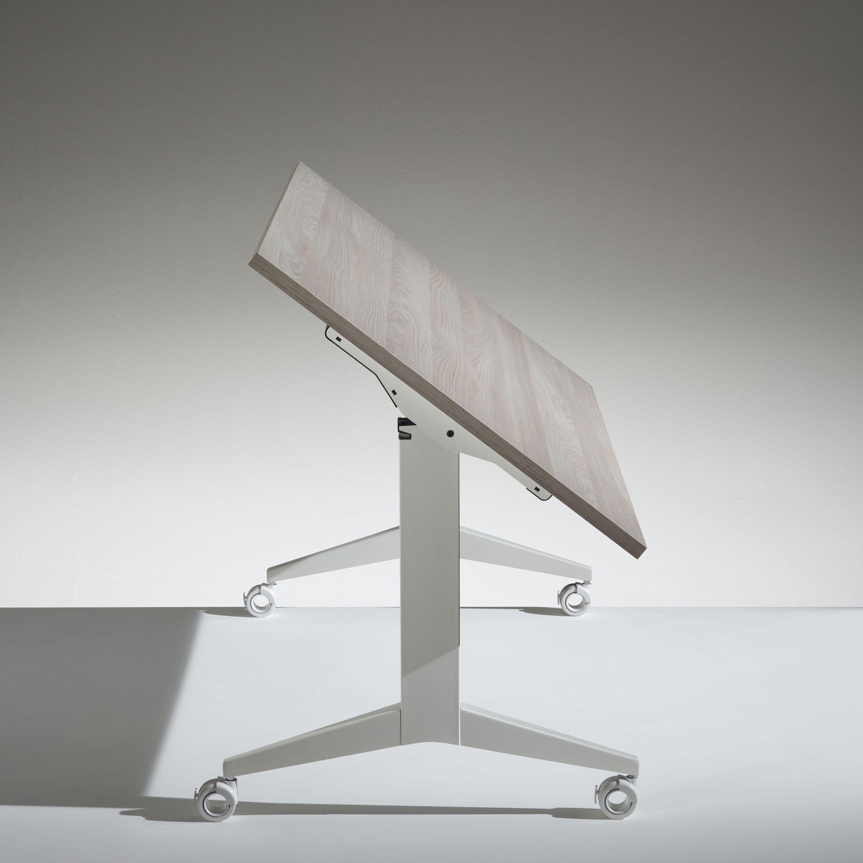 [办公屏风|办公屏风系统|办公火狐官方网站|火狐HUOHU（中国）火狐官方网站|Flip folding table 翻转折叠桌]