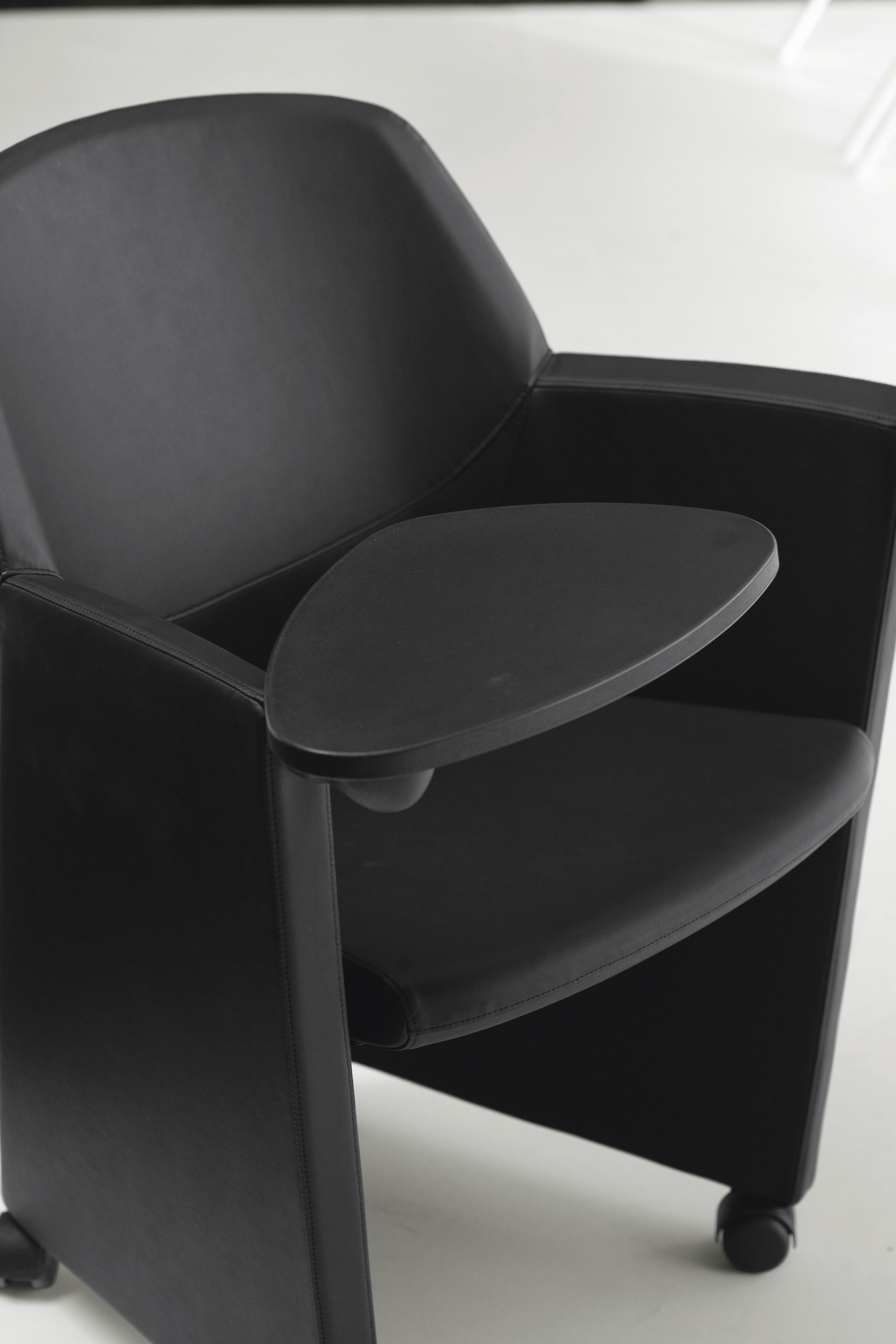 创意火狐官方网站 - 坐具|办公椅|办公火狐官方网站|火狐HUOHU（中国）火狐官方网站|Peppermint hospitality 洽谈椅