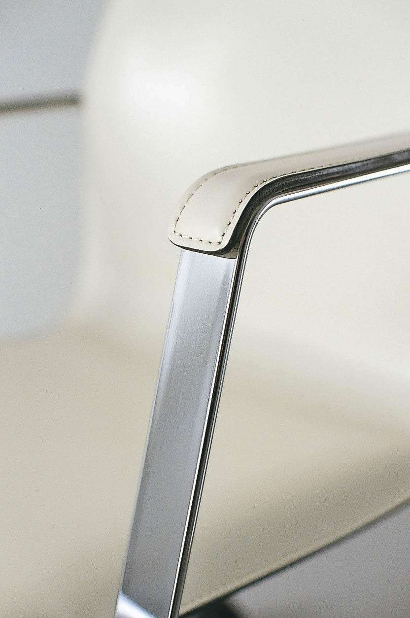 办公椅|现代真皮会议椅|办公火狐官方网站|火狐HUOHU（中国）火狐官方网站|KX executive 办公椅洽谈椅