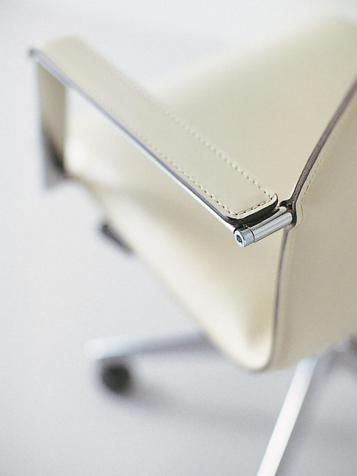 办公椅|现代真皮会议椅|办公火狐官方网站|火狐HUOHU（中国）火狐官方网站|KX executive 办公椅洽谈椅