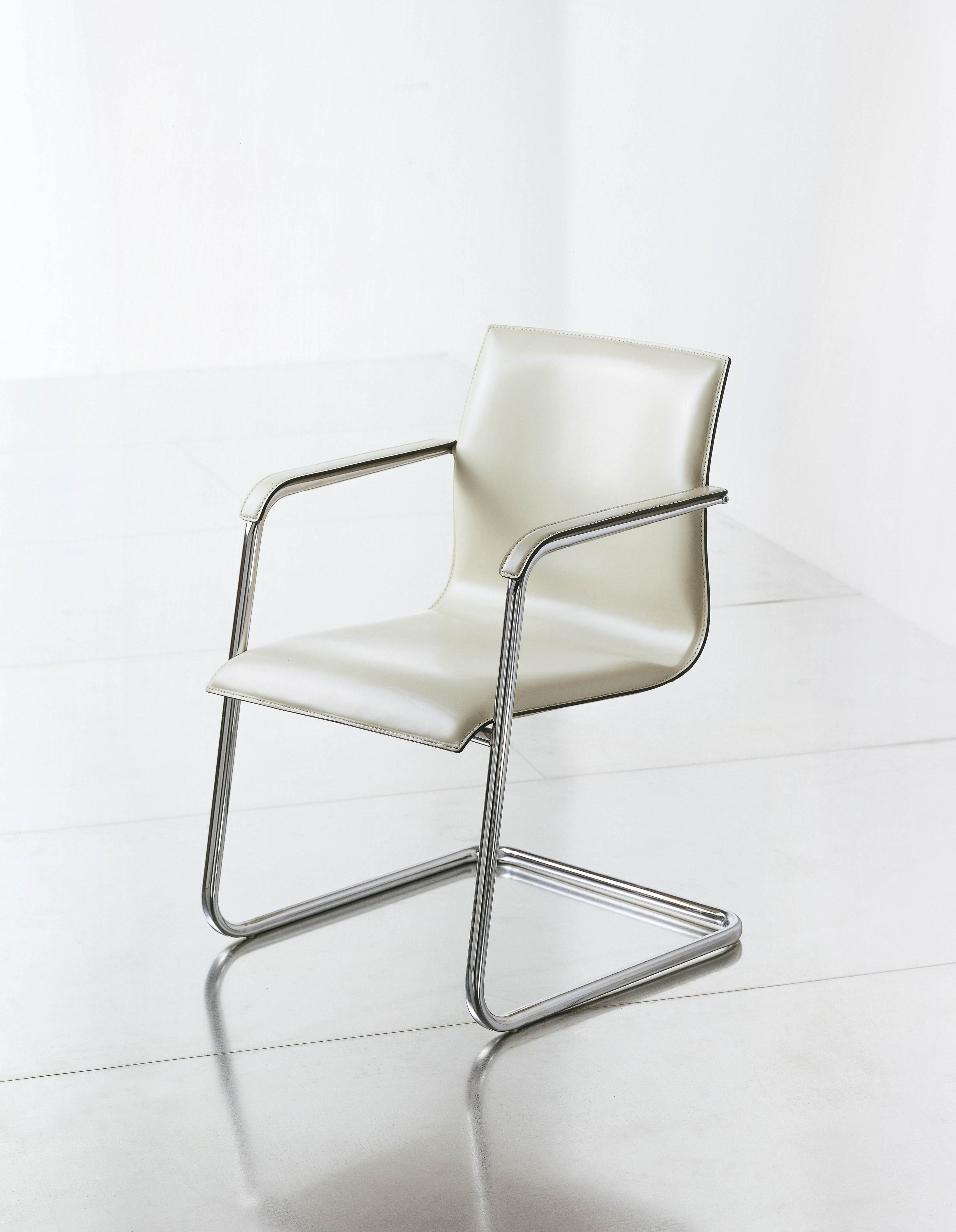 办公椅|现代真皮会议椅|办公火狐官方网站|火狐HUOHU（中国）火狐官方网站|KX executive 办公椅洽谈椅