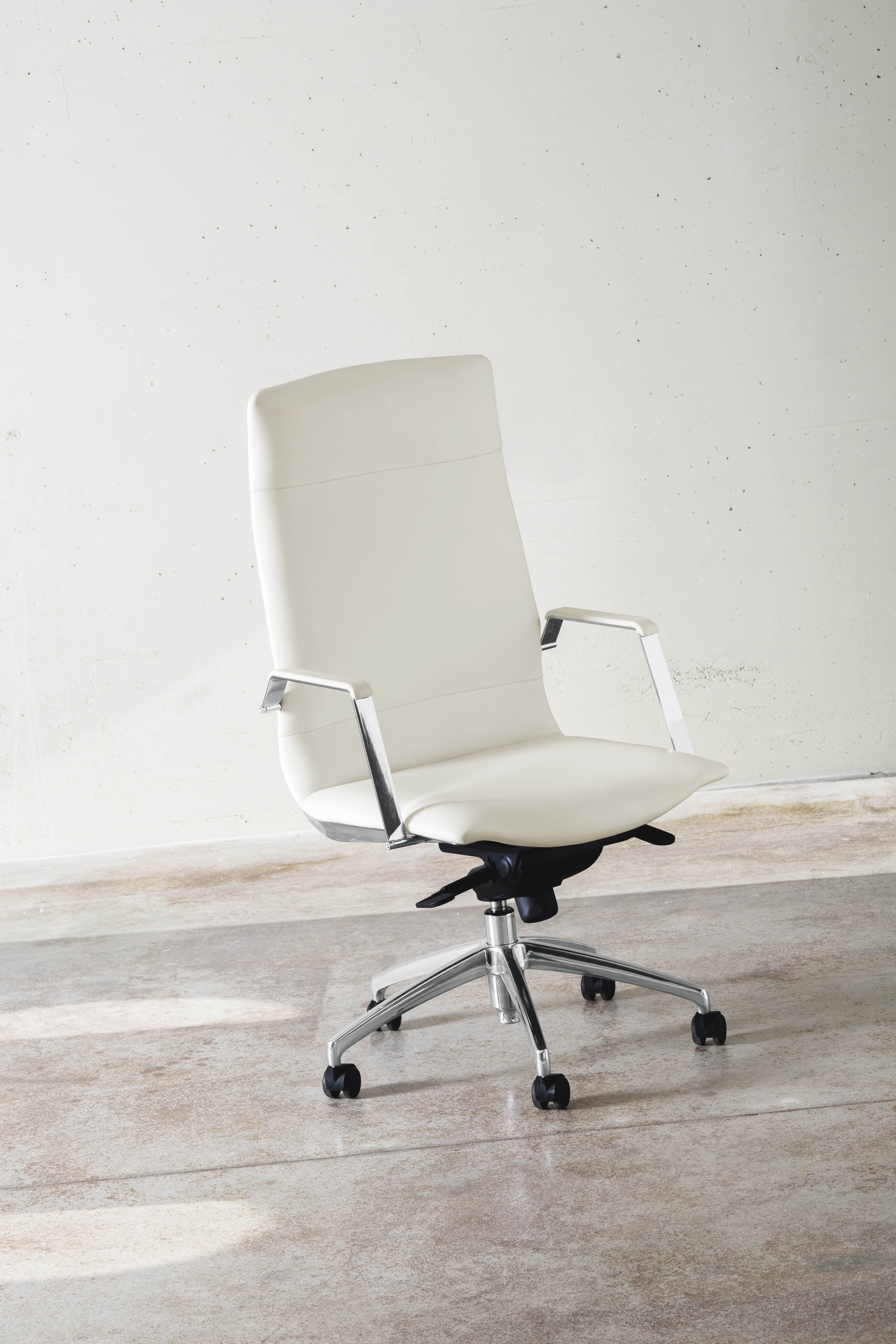 办公椅|现代真皮会议椅|办公火狐官方网站|火狐HUOHU（中国）火狐官方网站|KX executive 办公椅洽谈椅