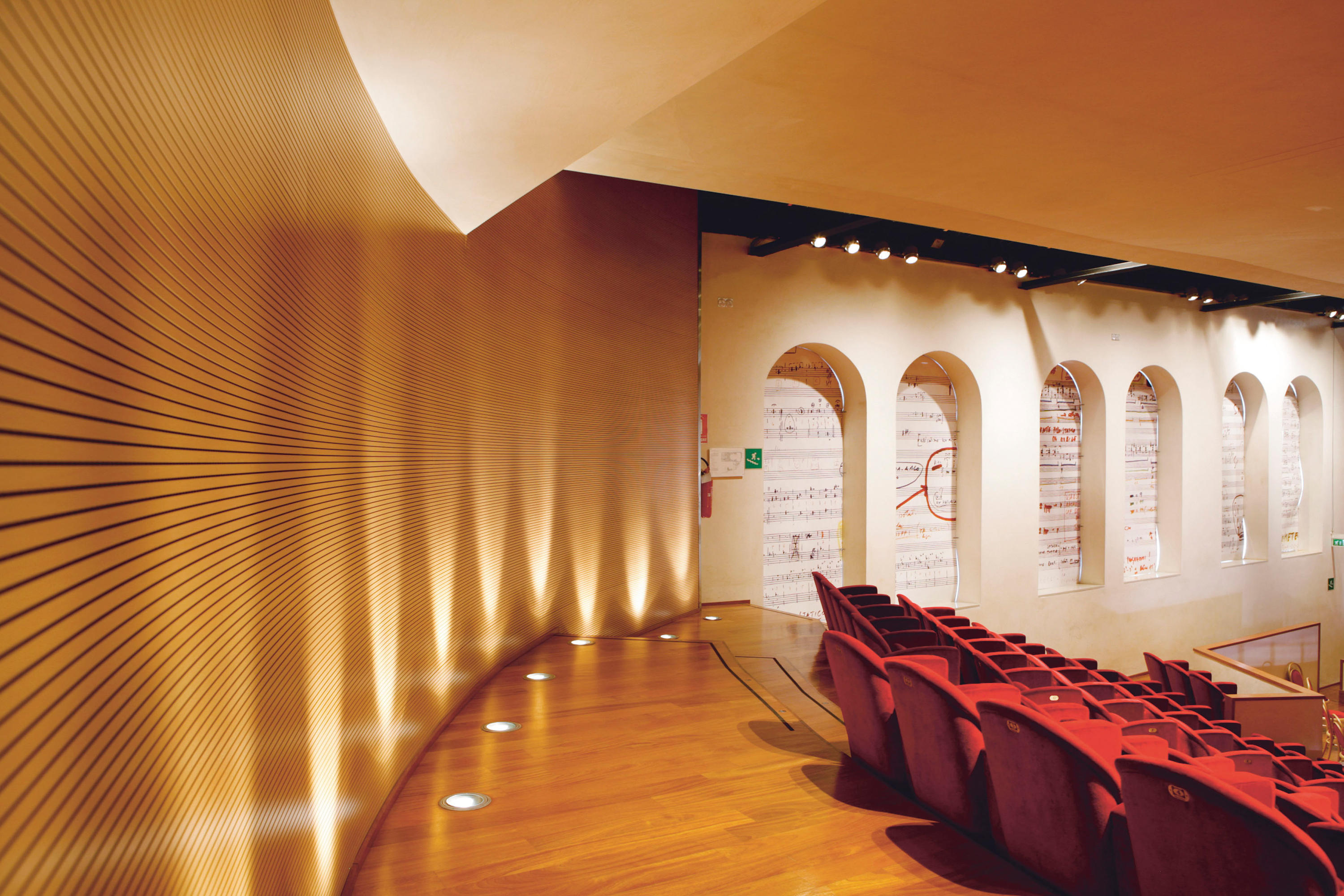 会议台|静音舱/洽谈屋|办公火狐官方网站|火狐HUOHU（中国）火狐官方网站|Mywall 吸音饰面板