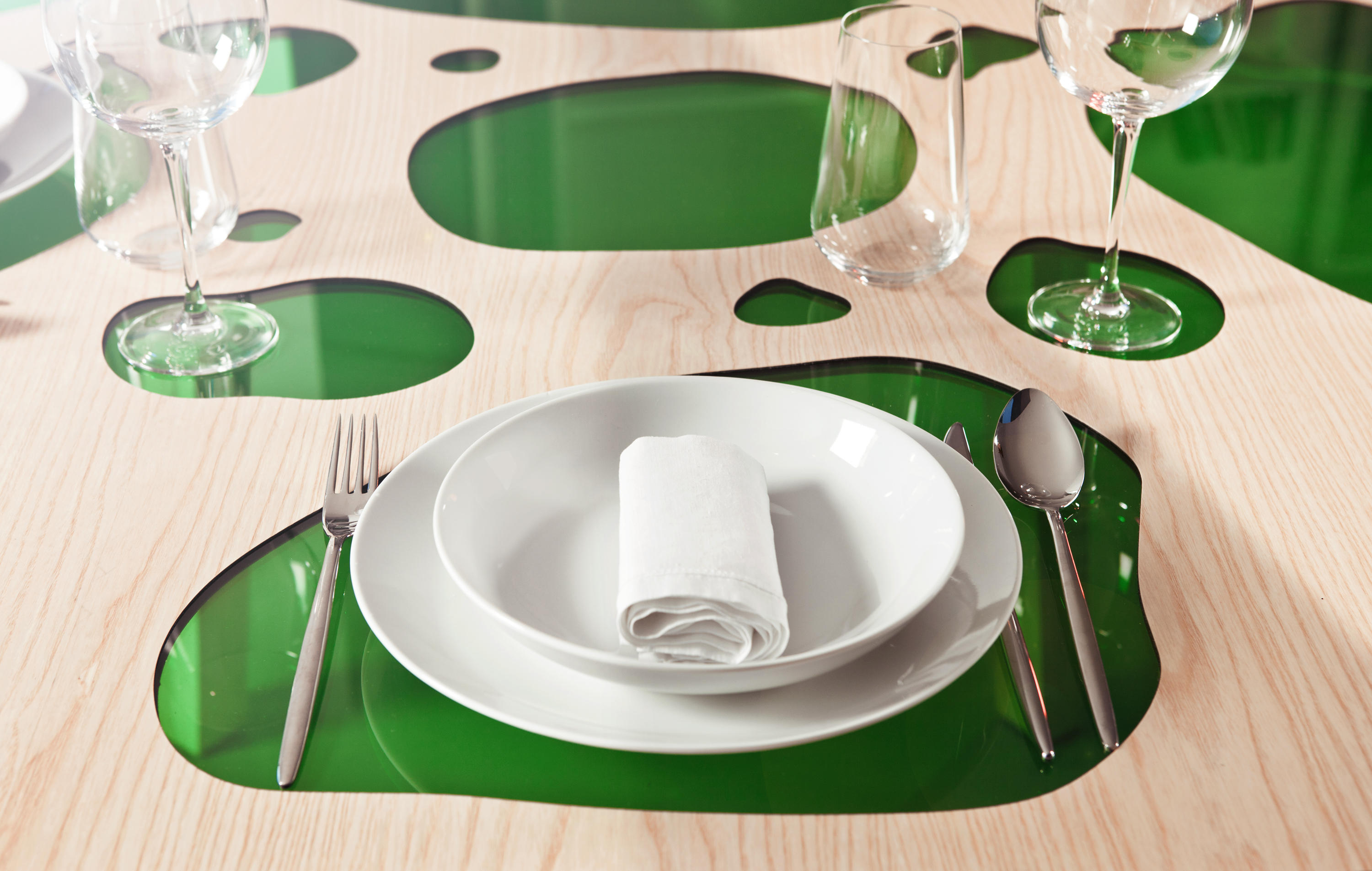 创意火狐官方网站 - 桌几|餐桌|办公火狐官方网站|火狐HUOHU（中国）火狐官方网站|Aquario Table 餐台