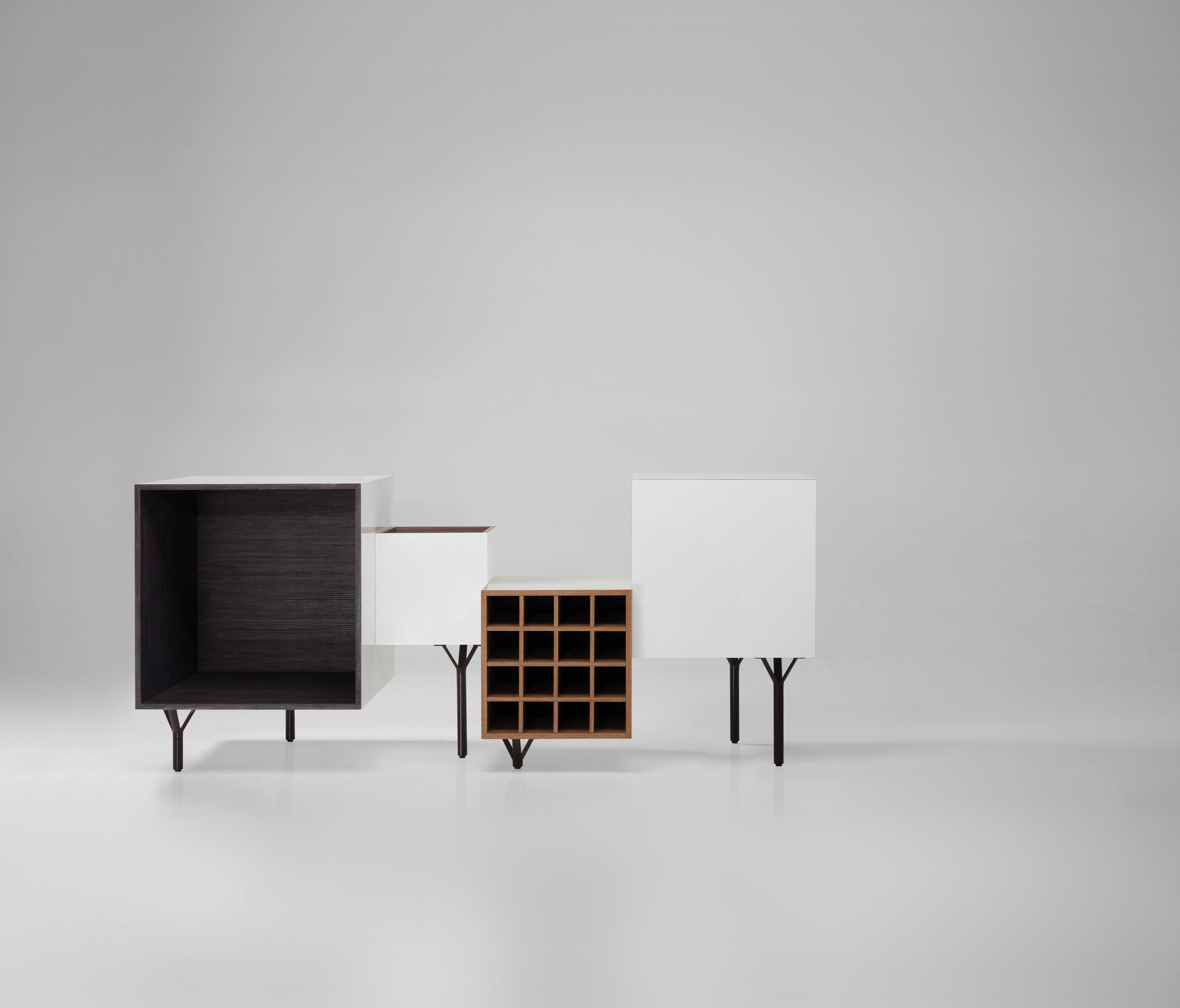 [创意火狐官方网站 - 储物|装饰架|办公火狐官方网站|火狐HUOHU（中国）火狐官方网站|Free Port Cabinet 装饰柜/边柜]