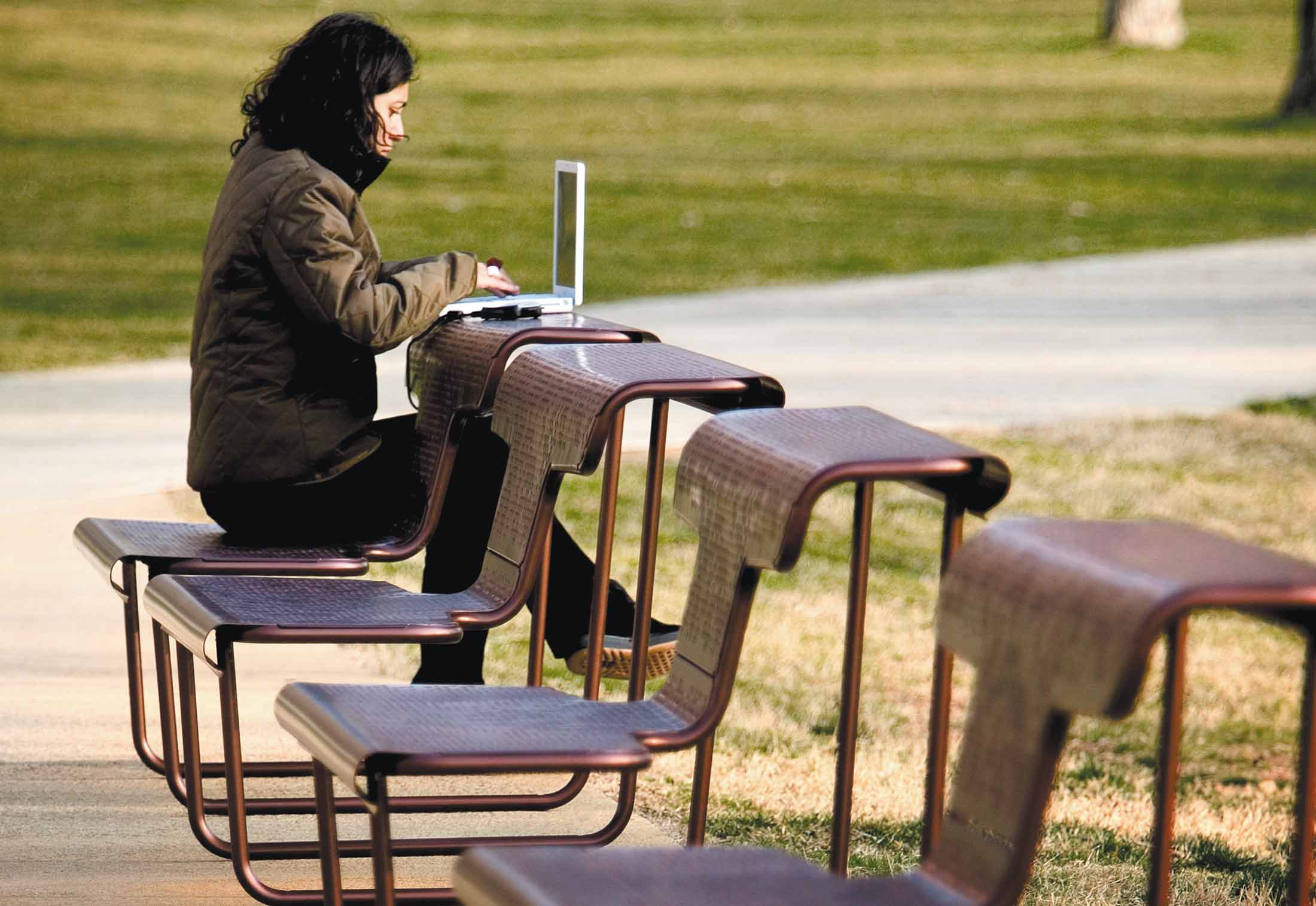 创意火狐官方网站 - 坐具|户外椅|办公火狐官方网站|火狐HUOHU（中国）火狐官方网站|EL POETA  户外等候椅