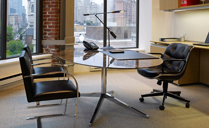 办公椅|现代真皮会议椅|办公火狐官方网站|火狐HUOHU（中国）火狐官方网站|扁钢框架布尔诺椅