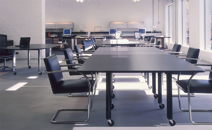 办公椅|现代真皮会议椅|办公火狐官方网站|火狐HUOHU（中国）火狐官方网站|扁钢框架布尔诺椅