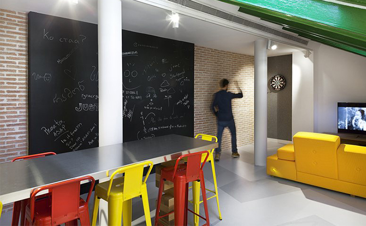 创意火狐官方网站 - 坐具|吧椅/凳子|办公火狐官方网站|火狐HUOHU（中国）火狐官方网站|tolix宽背吧凳