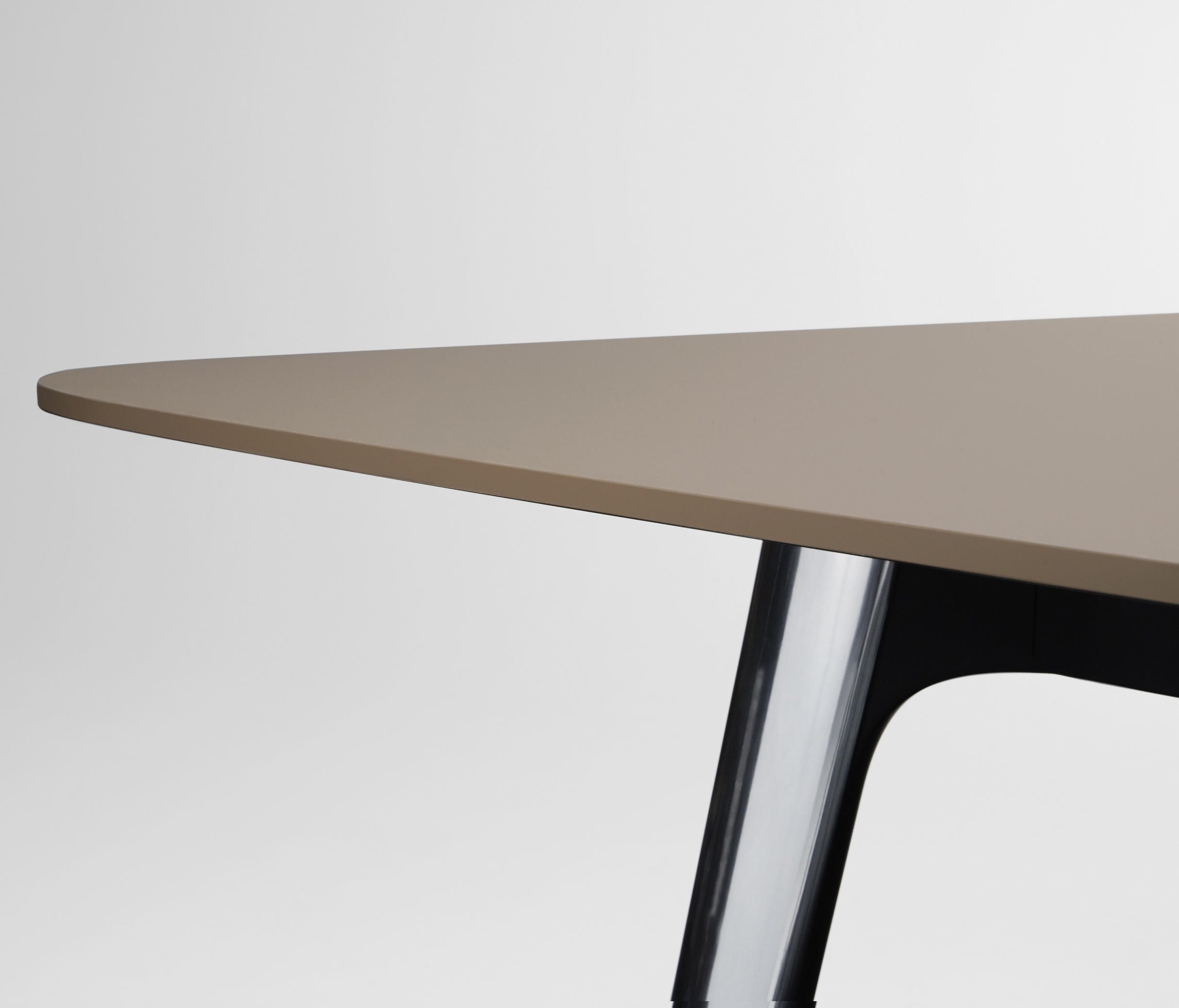 办公台|时尚大班台|办公火狐官方网站|火狐HUOHU（中国）火狐官方网站|KEYPIECE COMMUNICATION DESK.大班台