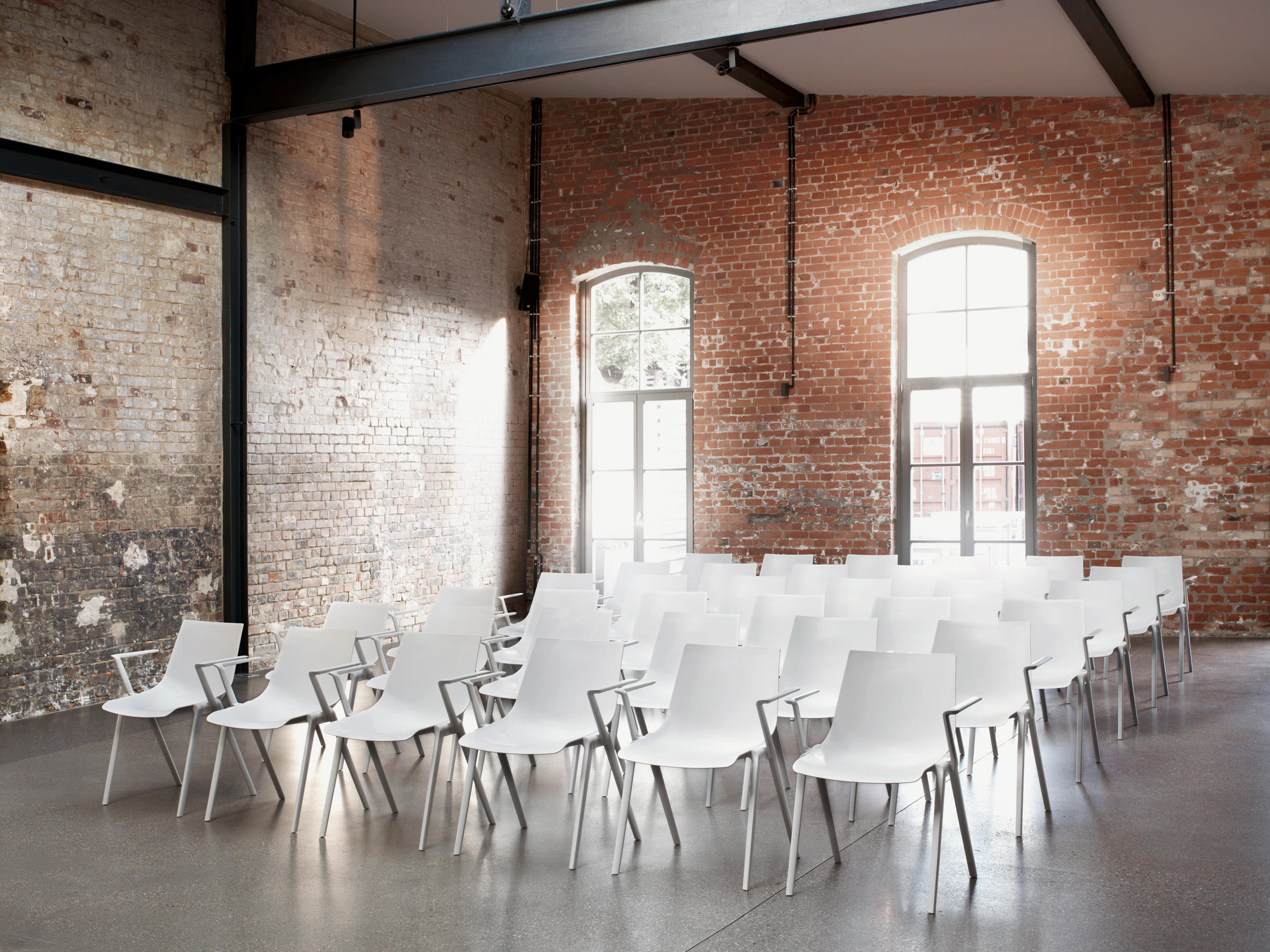 办公椅|现代真皮会议椅|办公火狐官方网站|火狐HUOHU（中国）火狐官方网站|礼堂椅