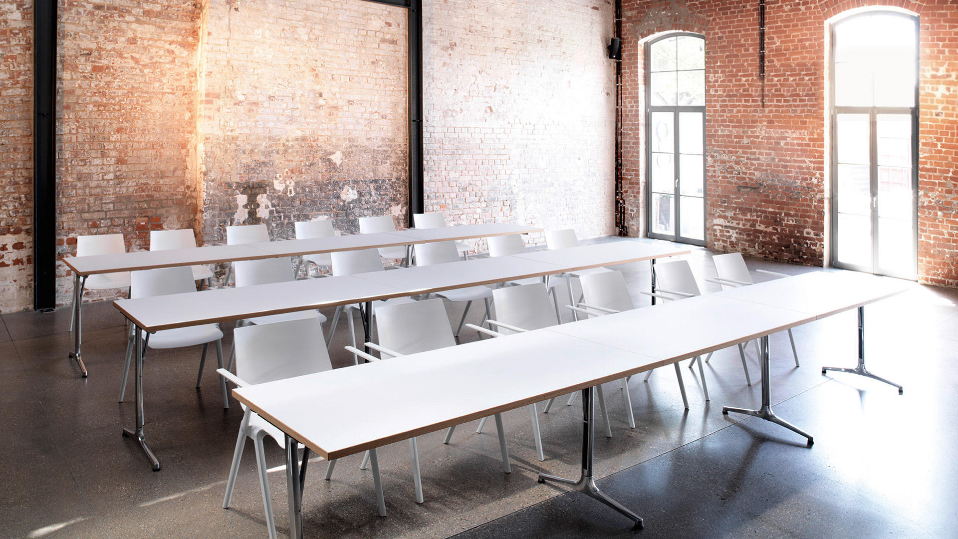 办公椅|现代真皮会议椅|办公火狐官方网站|火狐HUOHU（中国）火狐官方网站|礼堂椅