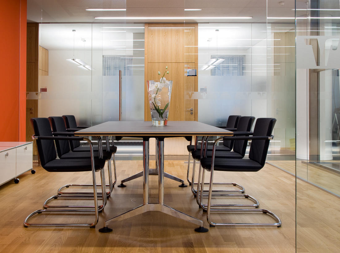 办公椅|现代真皮会议椅|办公火狐官方网站|火狐HUOHU（中国）火狐官方网站|尼奥斯183/3会议椅