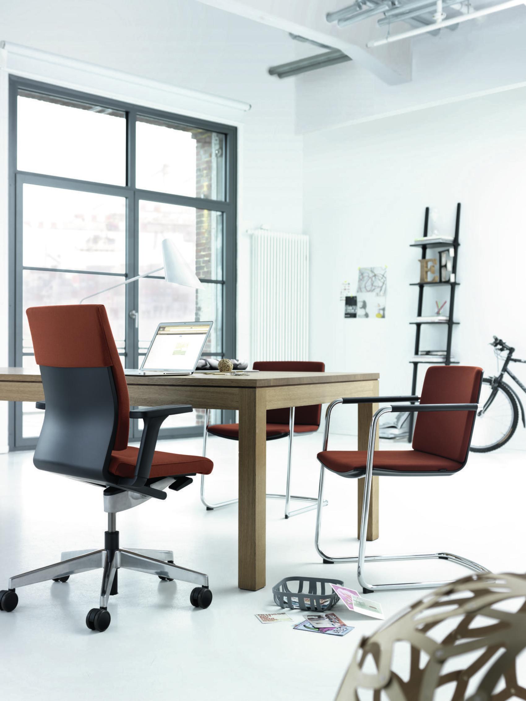 办公椅|现代真皮会议椅|办公火狐官方网站|火狐HUOHU（中国）火狐官方网站|尼奥斯183/3会议椅