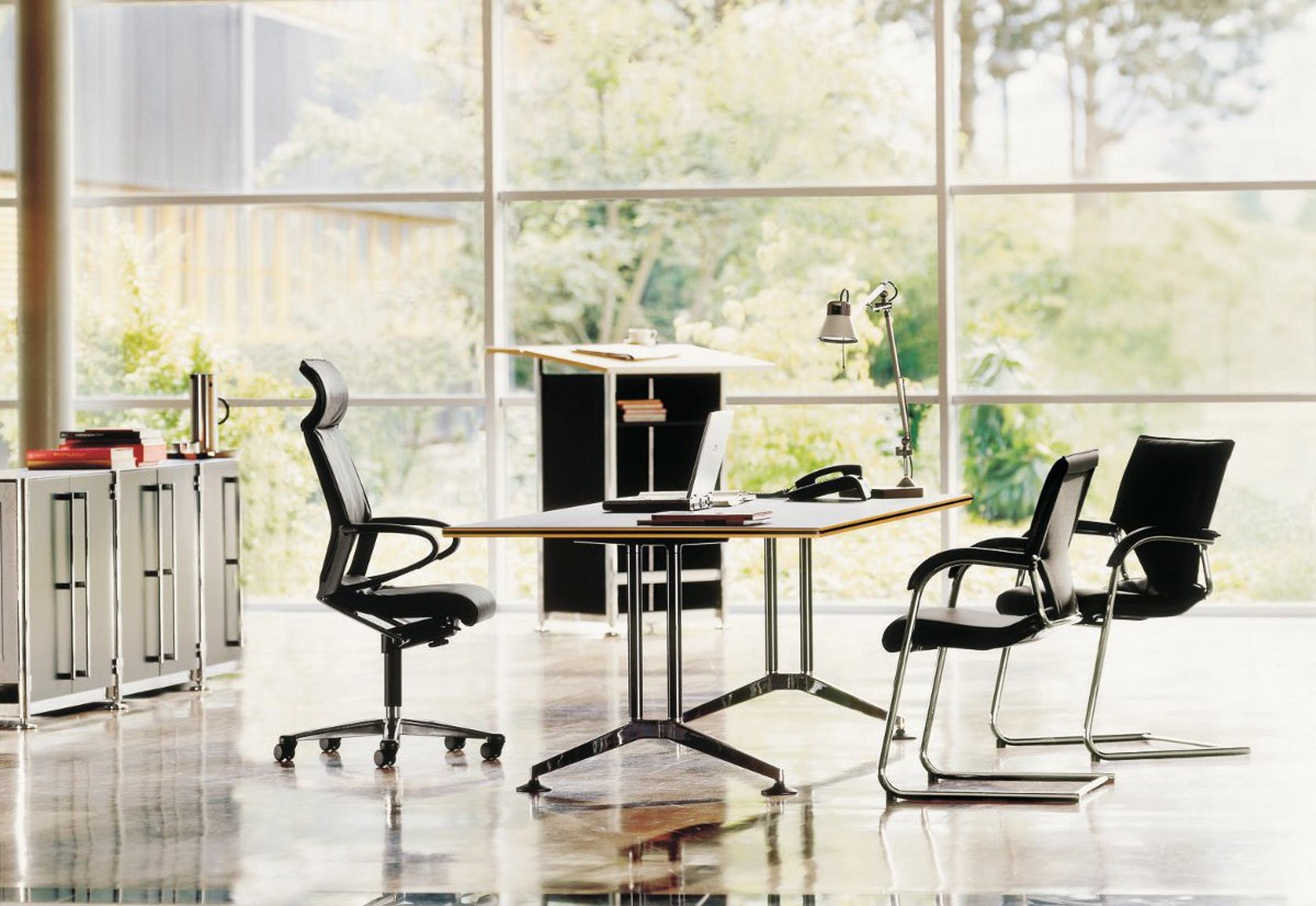 办公椅|现代真皮会议椅|办公火狐官方网站|火狐HUOHU（中国）火狐官方网站|Modus 会议椅