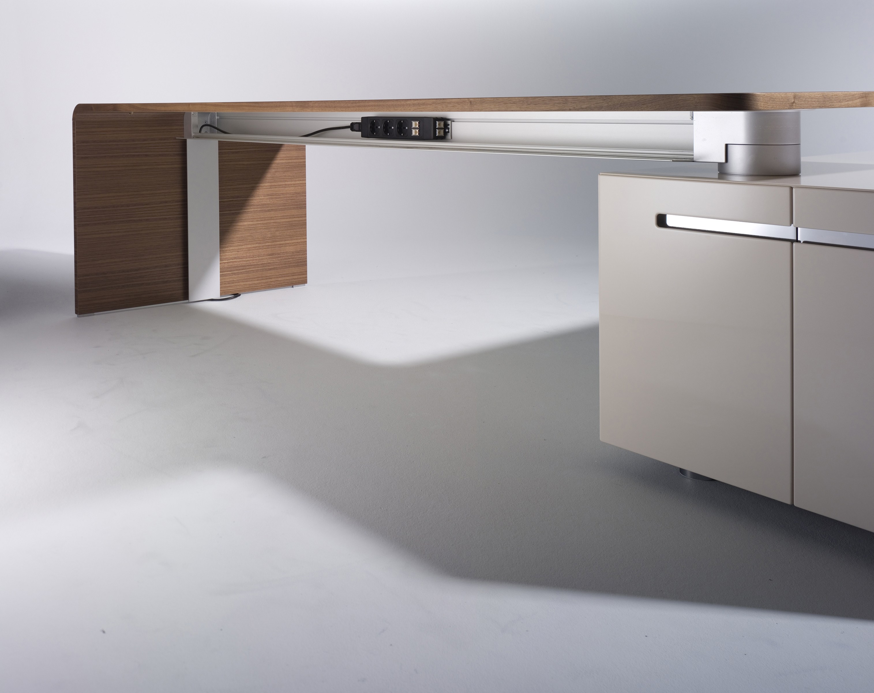 办公台|时尚大班台|办公火狐官方网站|火狐HUOHU（中国）火狐官方网站|Lane大班台系列