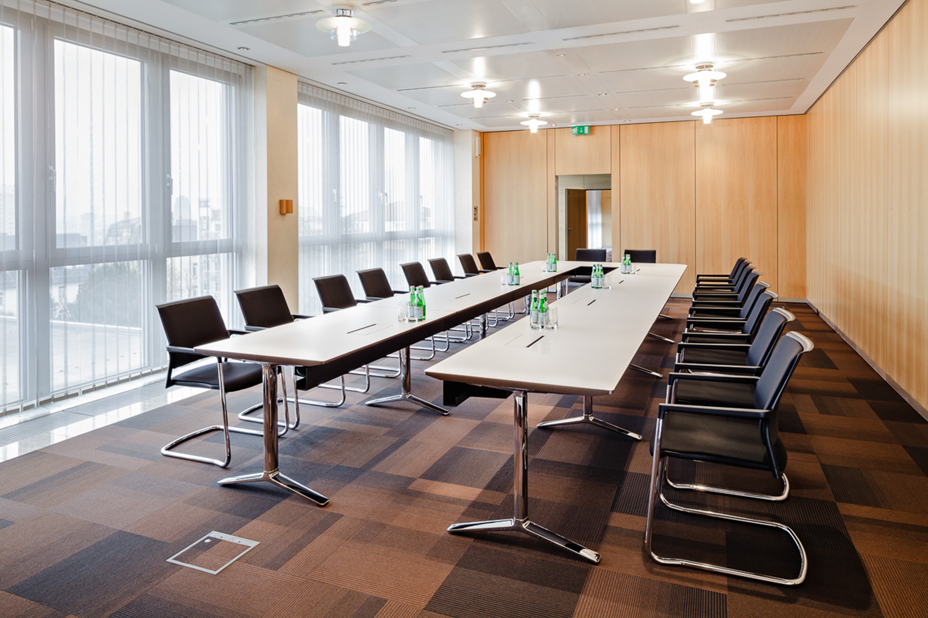 会议台|实木会议台|办公火狐官方网站|火狐HUOHU（中国）火狐官方网站|Talk系列会议桌