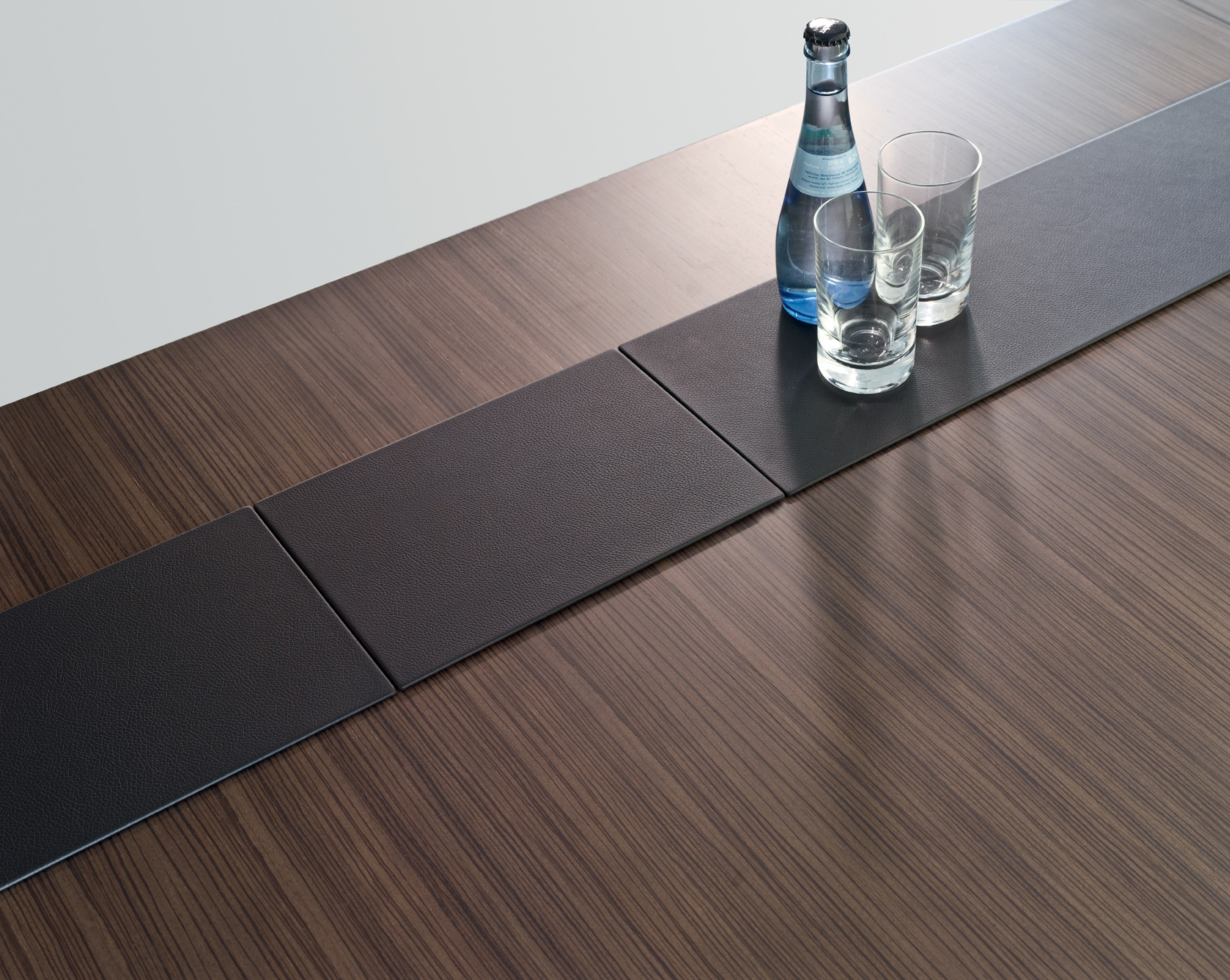 会议台|实木会议台|办公火狐官方网站|火狐HUOHU（中国）火狐官方网站|Tune系列会议台