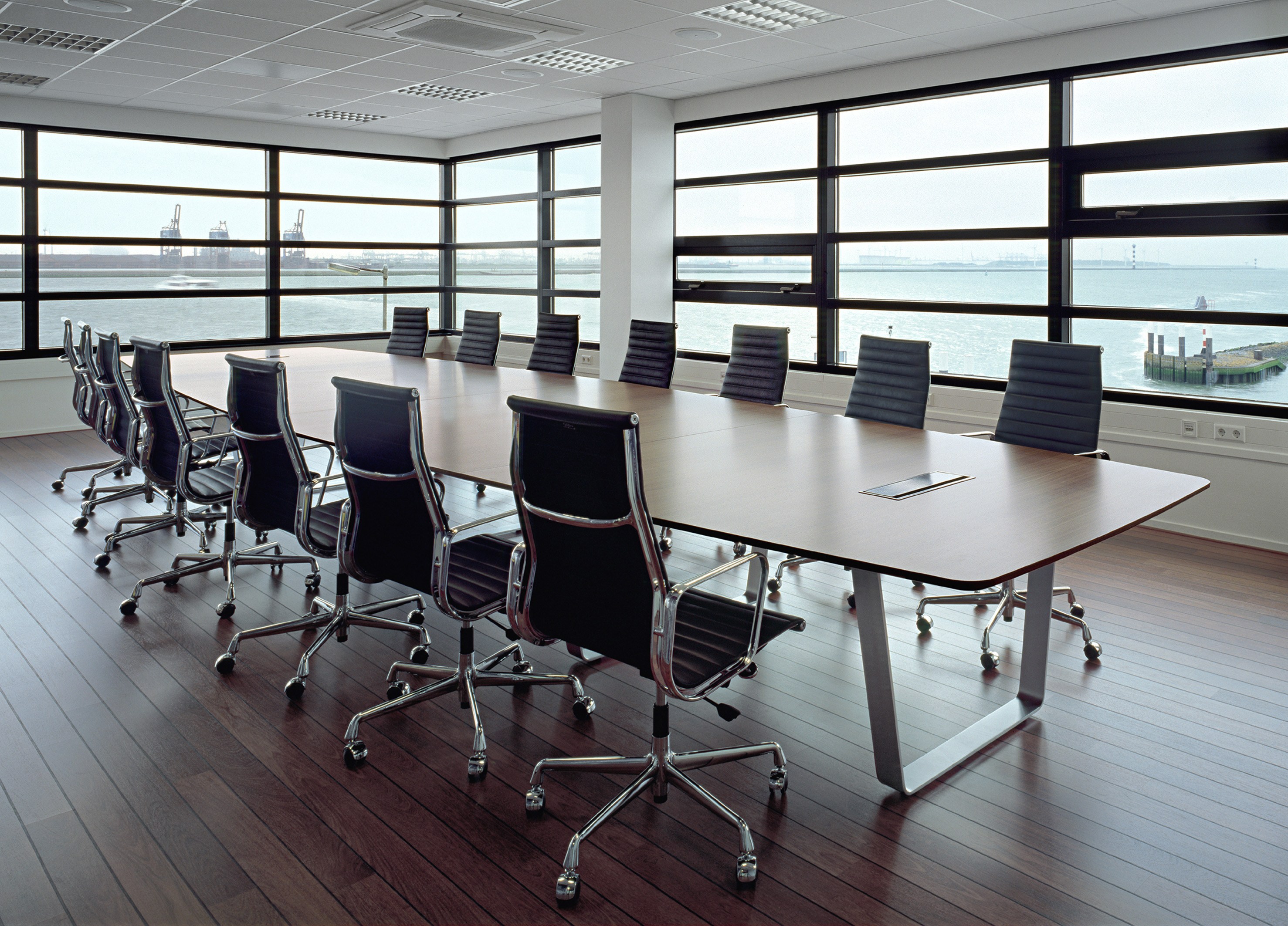 会议台|实木会议台|办公火狐官方网站|火狐HUOHU（中国）火狐官方网站|Tune系列会议台