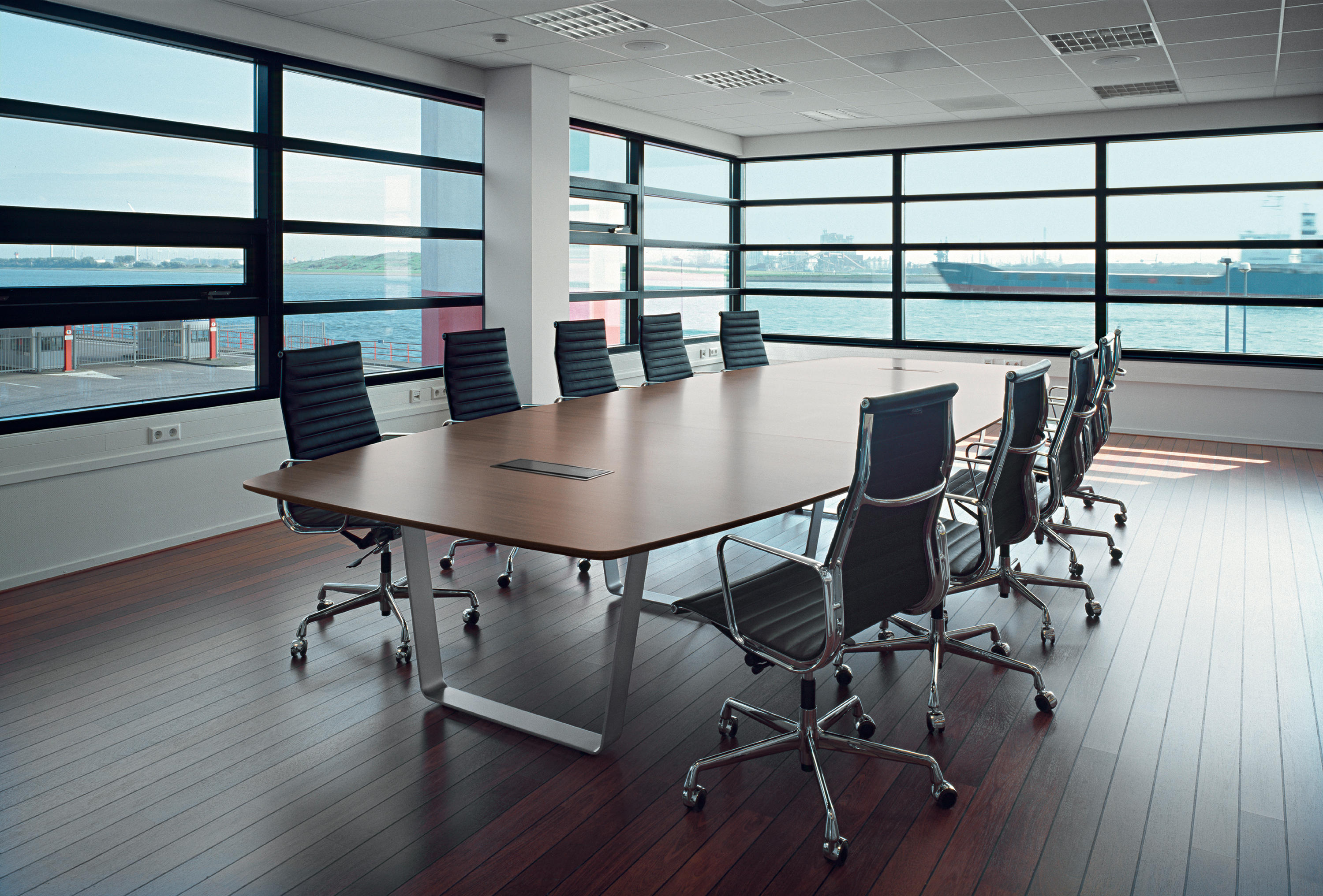 会议台|实木会议台|办公火狐官方网站|火狐HUOHU（中国）火狐官方网站|Tune系列会议台