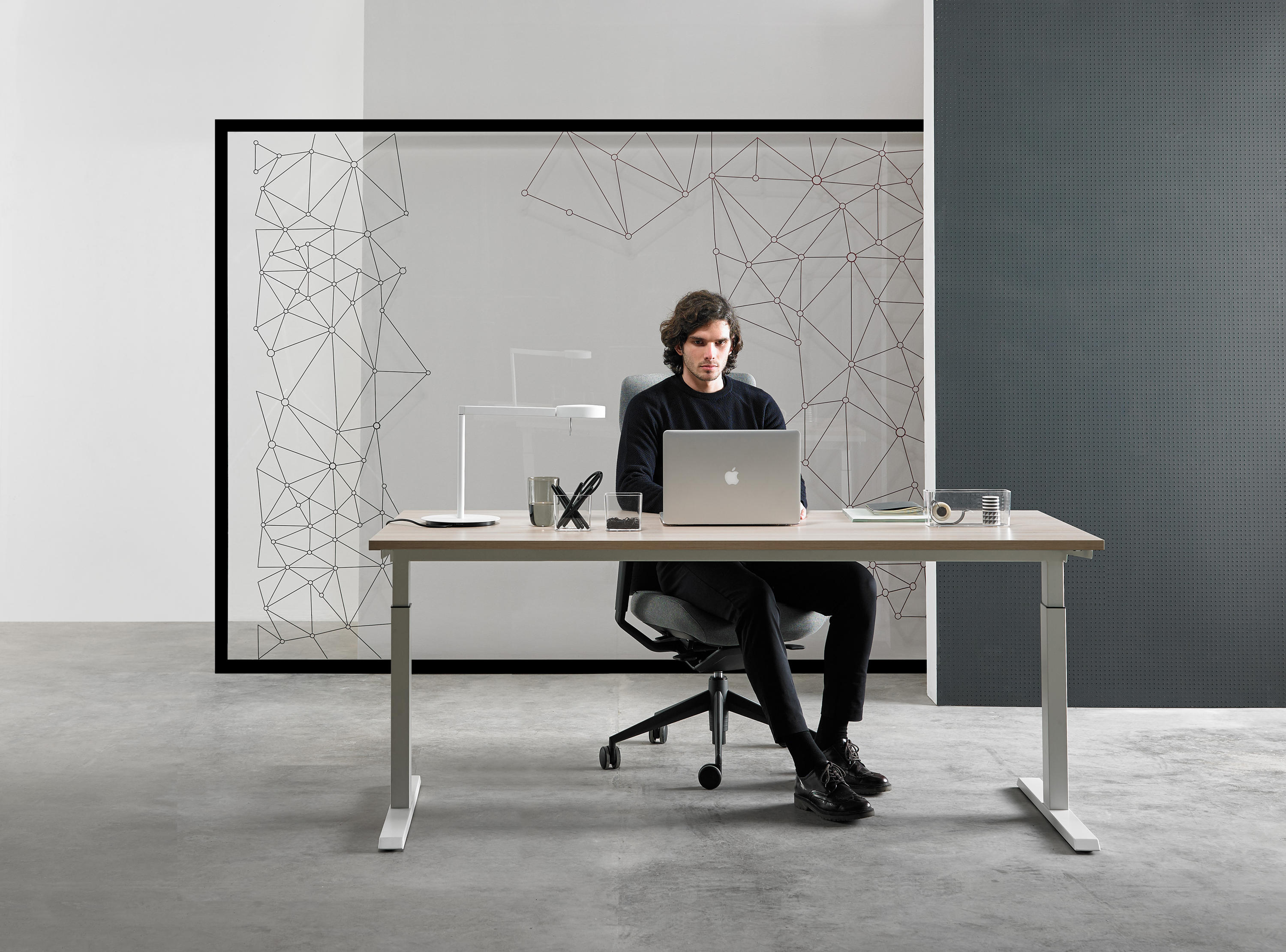 办公台|升降台|办公火狐官方网站|火狐HUOHU（中国）火狐官方网站|流动性行政班台系列