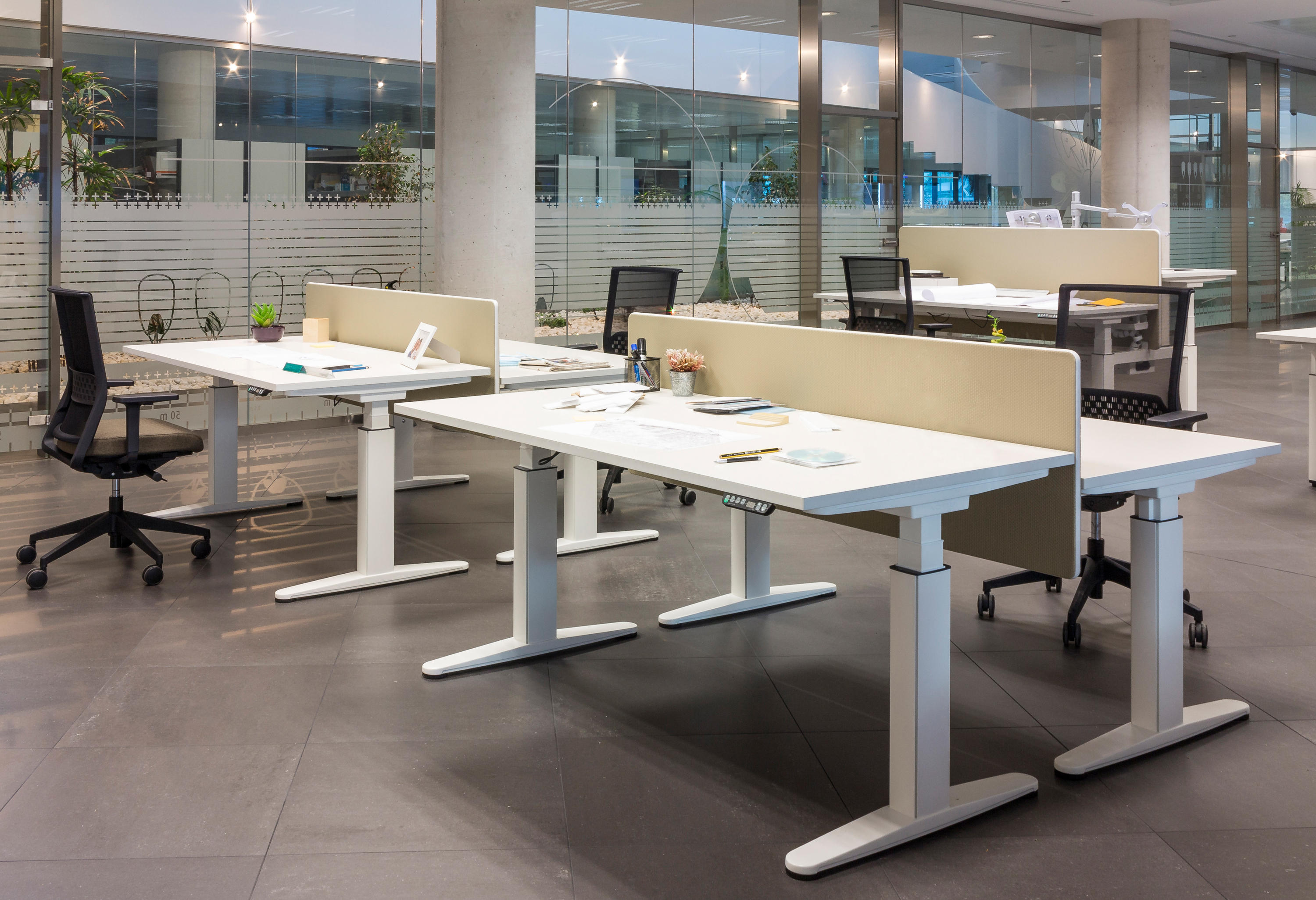 办公台|升降台|办公火狐官方网站|火狐HUOHU（中国）火狐官方网站|流动性职员系统桌系列