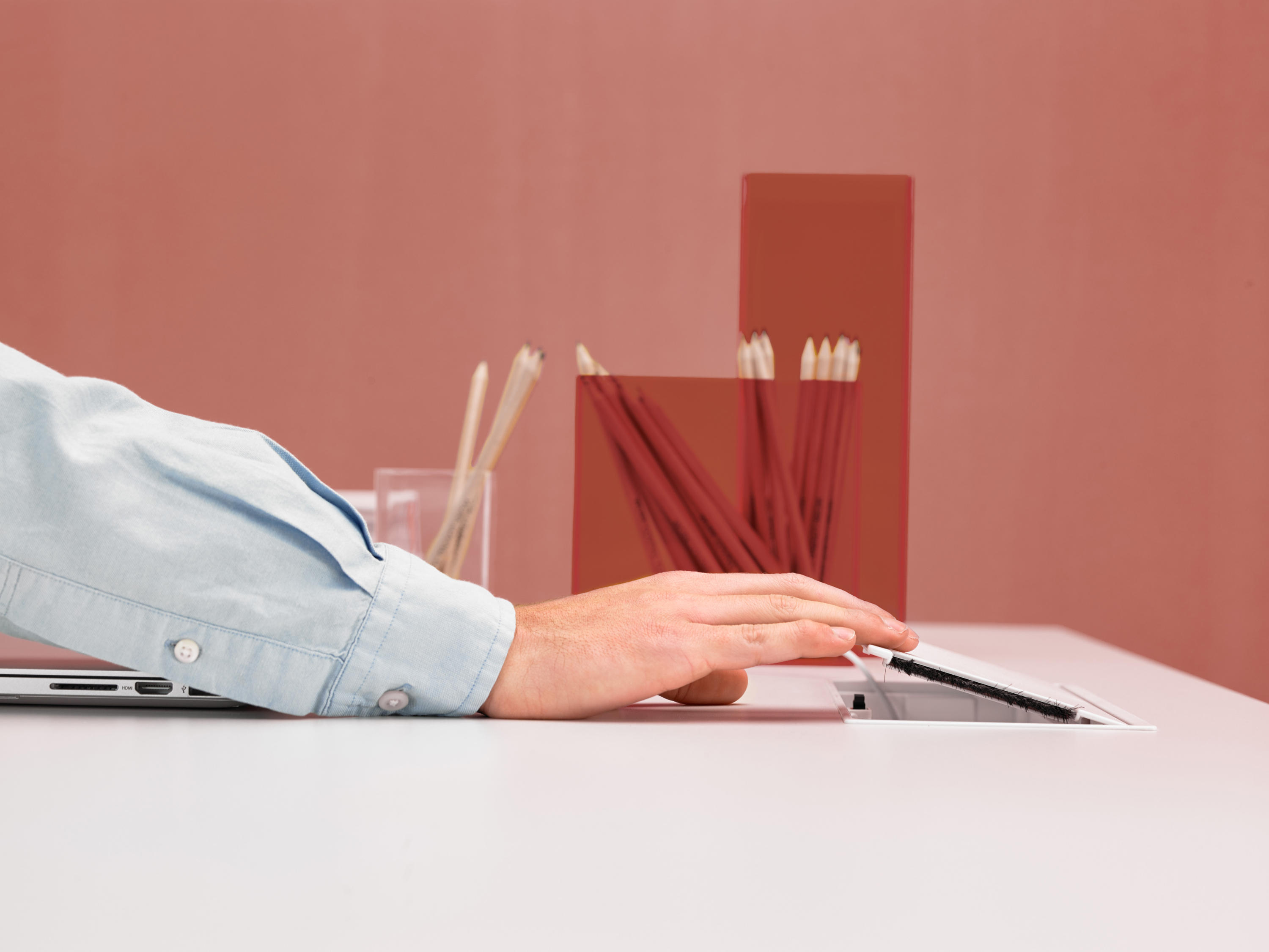 办公台|升降台|办公火狐官方网站|火狐HUOHU（中国）火狐官方网站|流动性职员系统桌系列