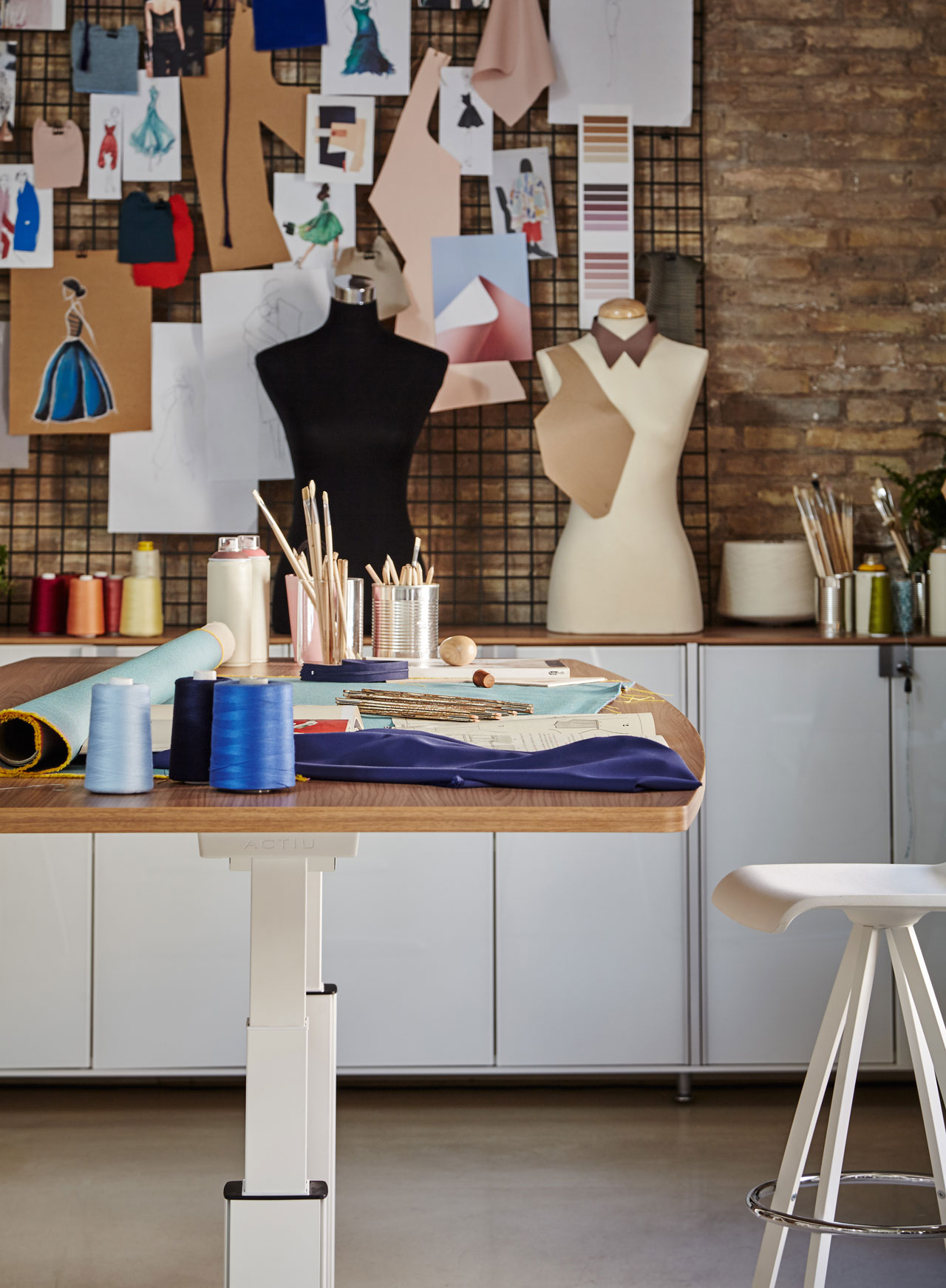 办公台|升降台|办公火狐官方网站|火狐HUOHU（中国）火狐官方网站|流动性会议桌系列