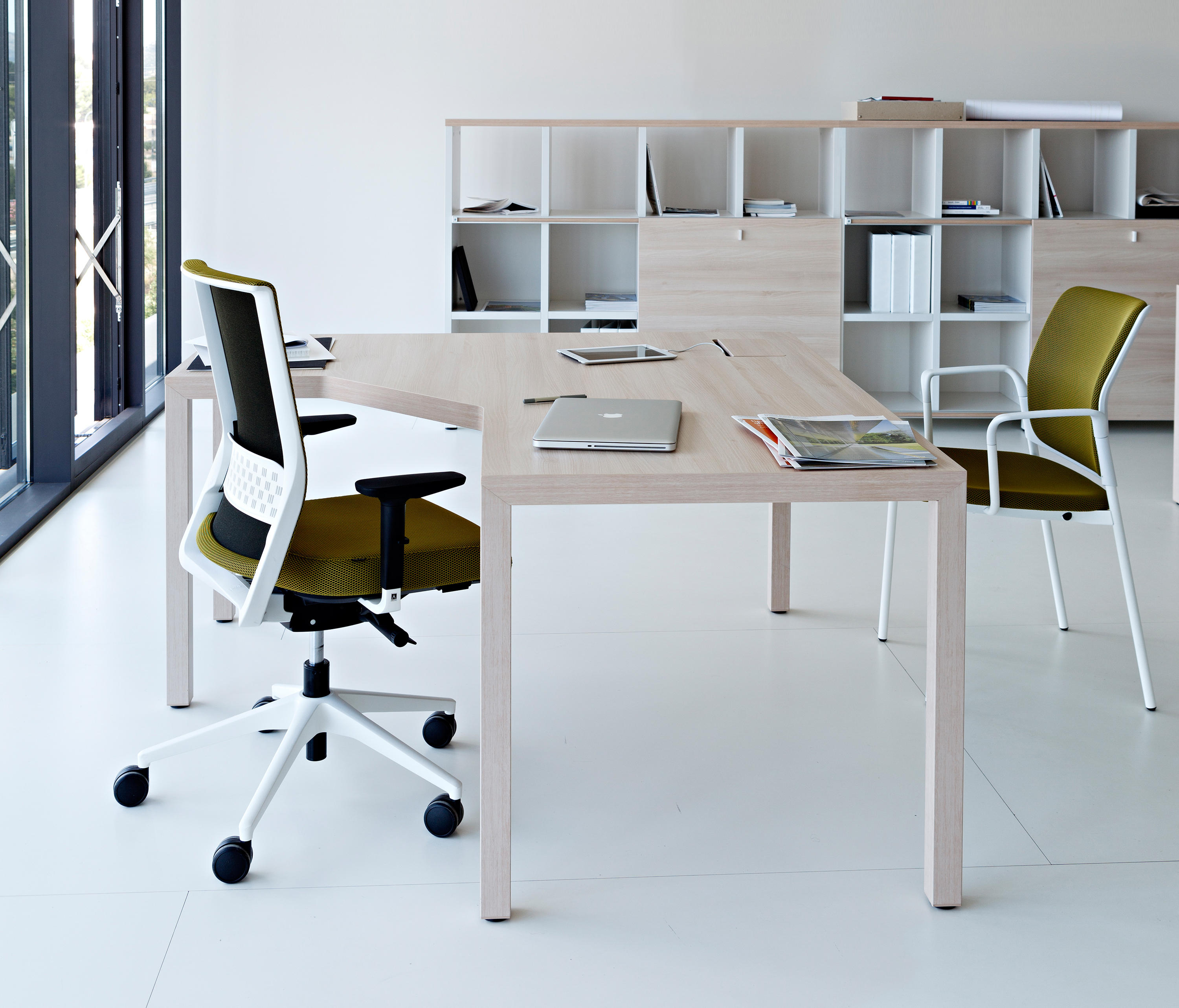 办公台|时尚大班台|办公火狐官方网站|火狐HUOHU（中国）火狐官方网站|PRISMA行政桌系列