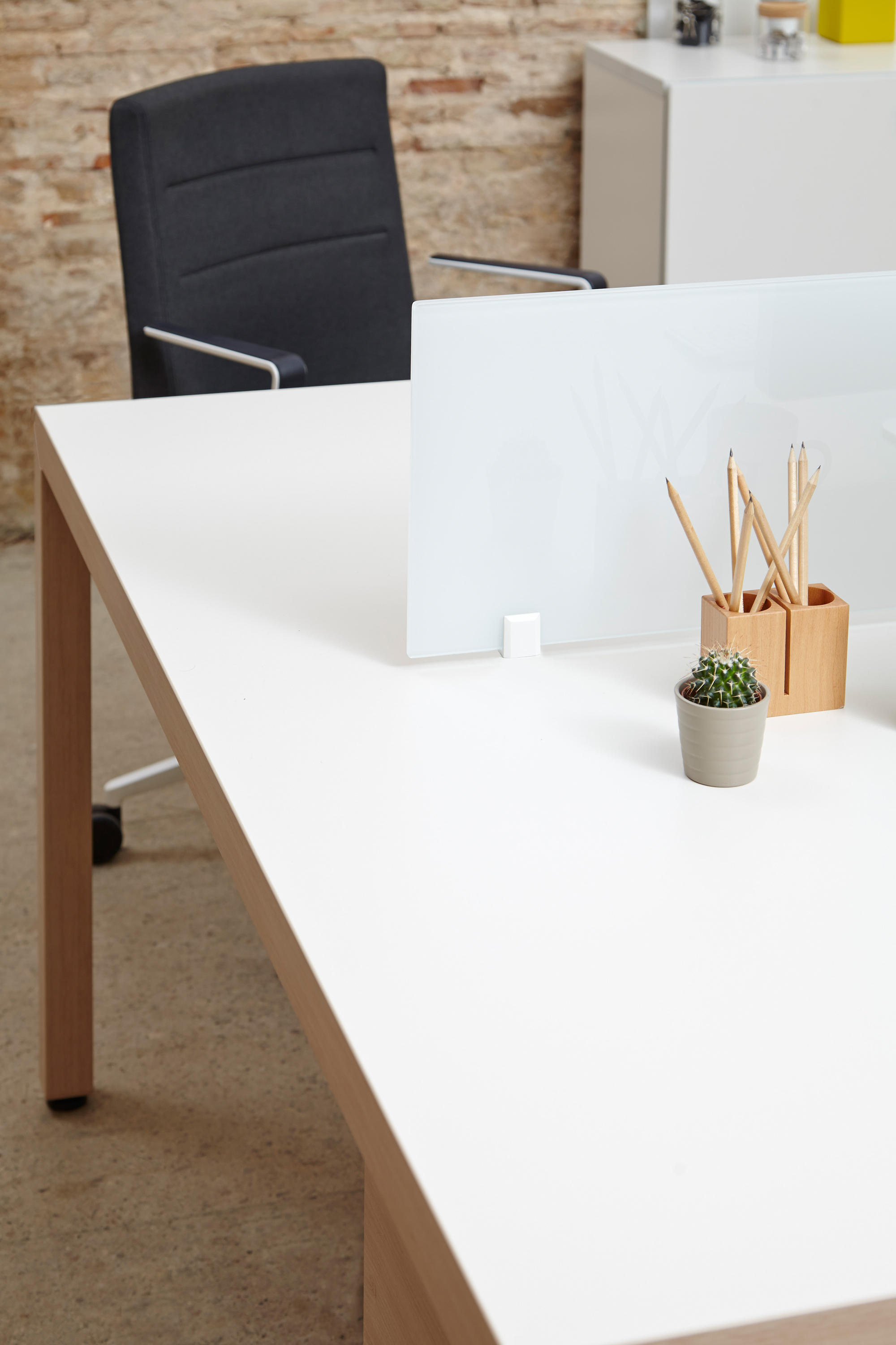 办公屏风|办公屏风系统|办公火狐官方网站|火狐HUOHU（中国）火狐官方网站|PRISMA员工桌系列