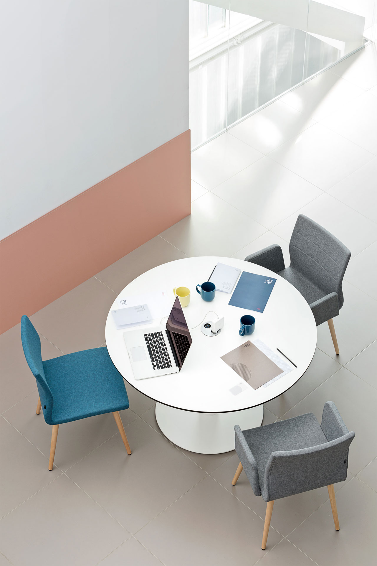 会议台|实木洽谈台|办公火狐官方网站|火狐HUOHU（中国）火狐官方网站|TABULA 洽谈台系列