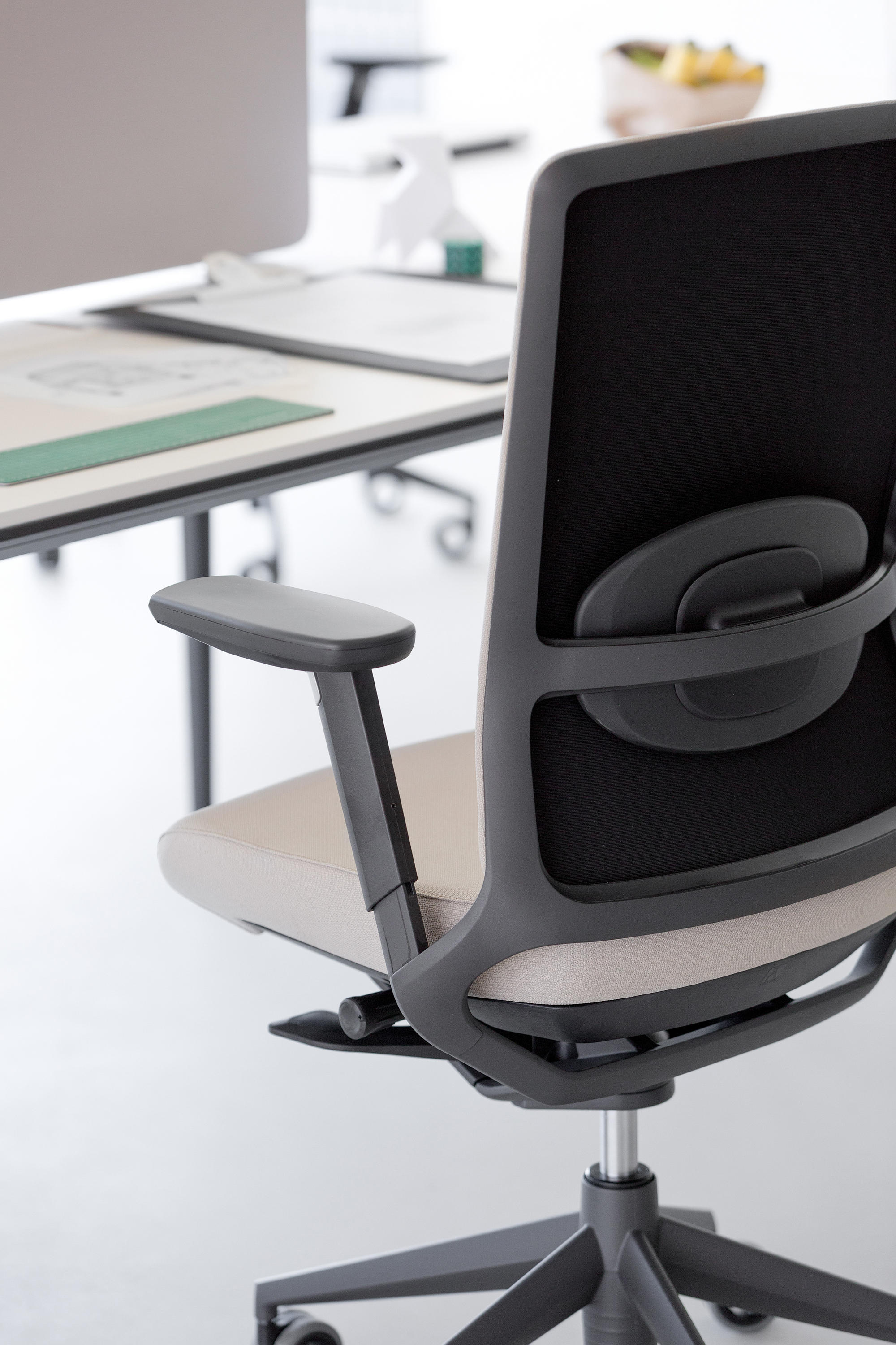 办公椅|布面职员椅|办公火狐官方网站|火狐HUOHU（中国）火狐官方网站|TNK 500 职员椅系列