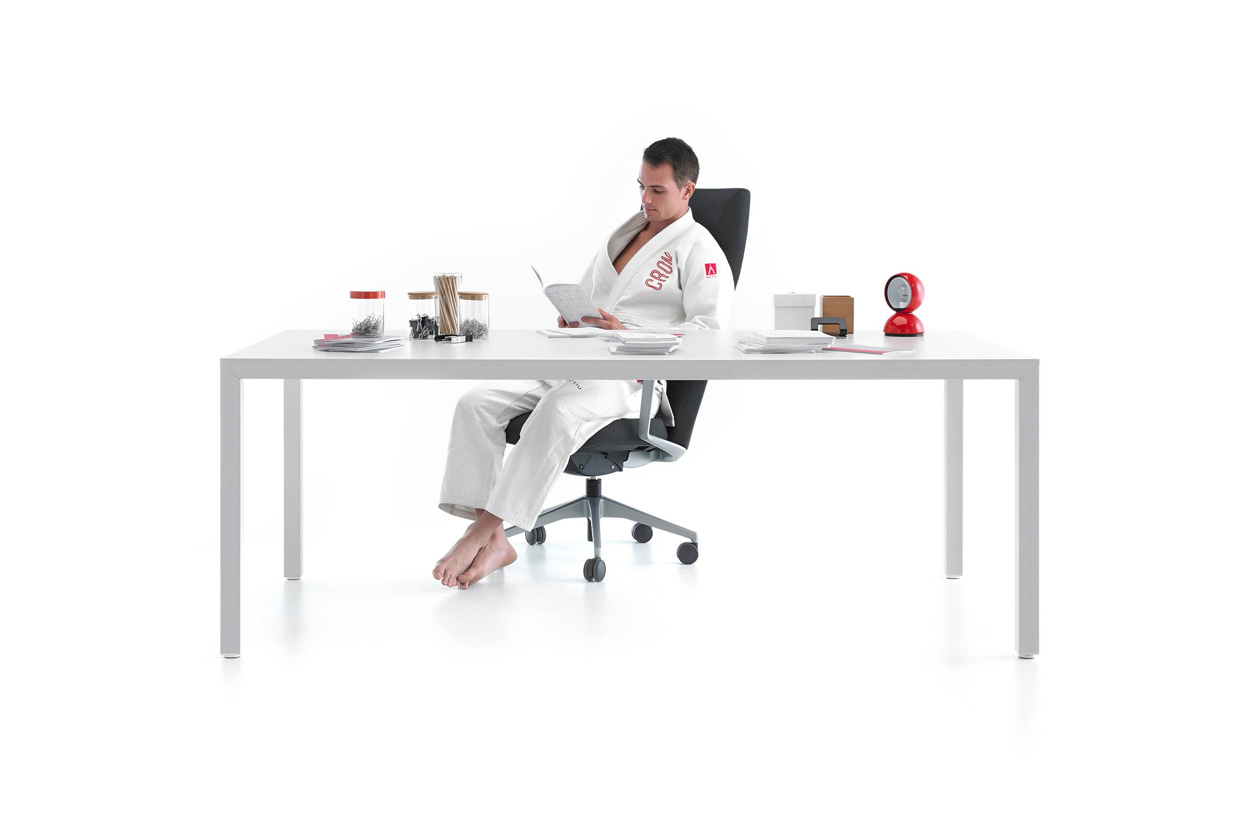 办公椅|现代真皮中班椅|办公火狐官方网站|火狐HUOHU（中国）火狐官方网站|CRON 大班椅系列